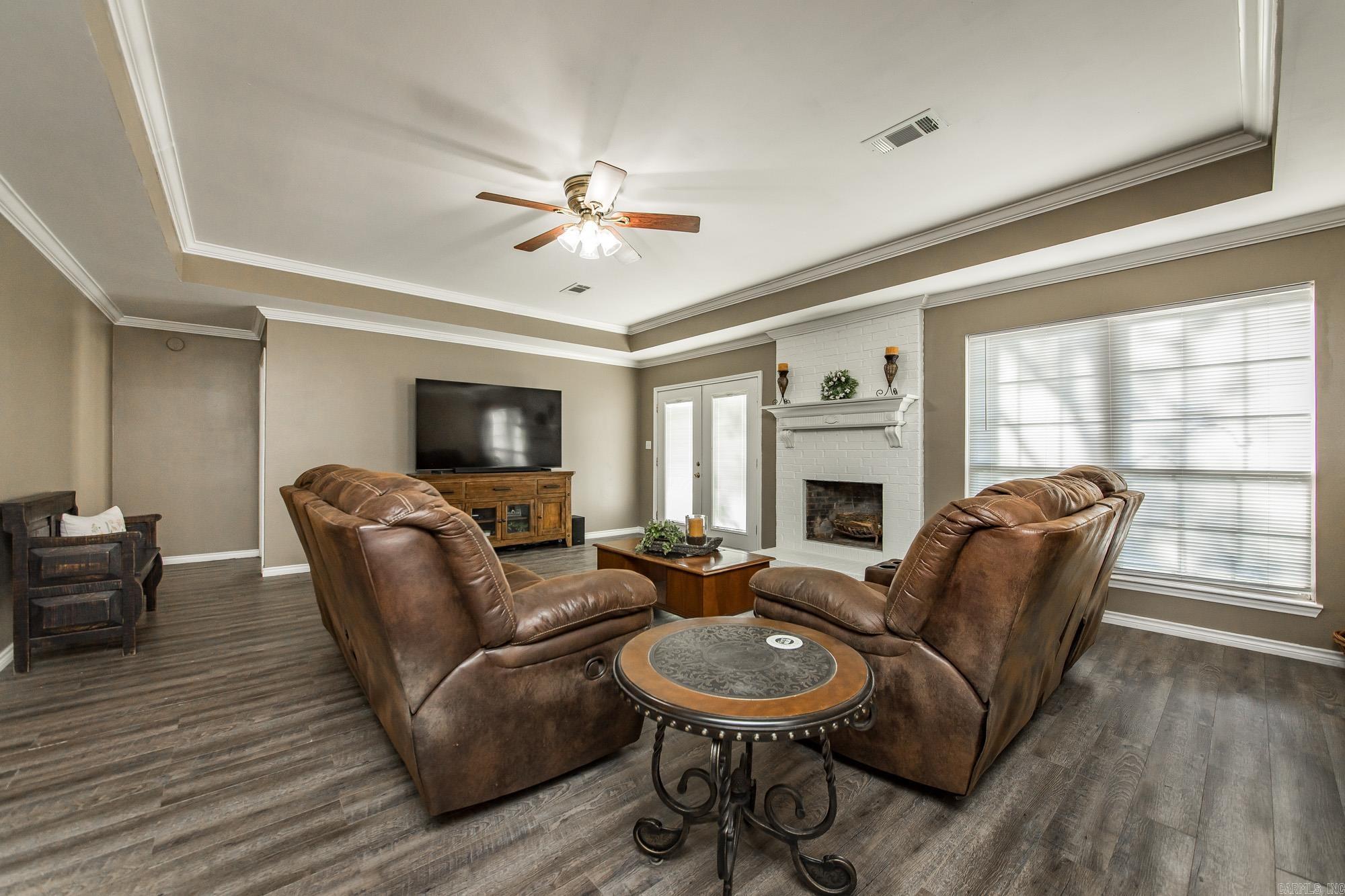 PLEASANT MEADOWS - Residential