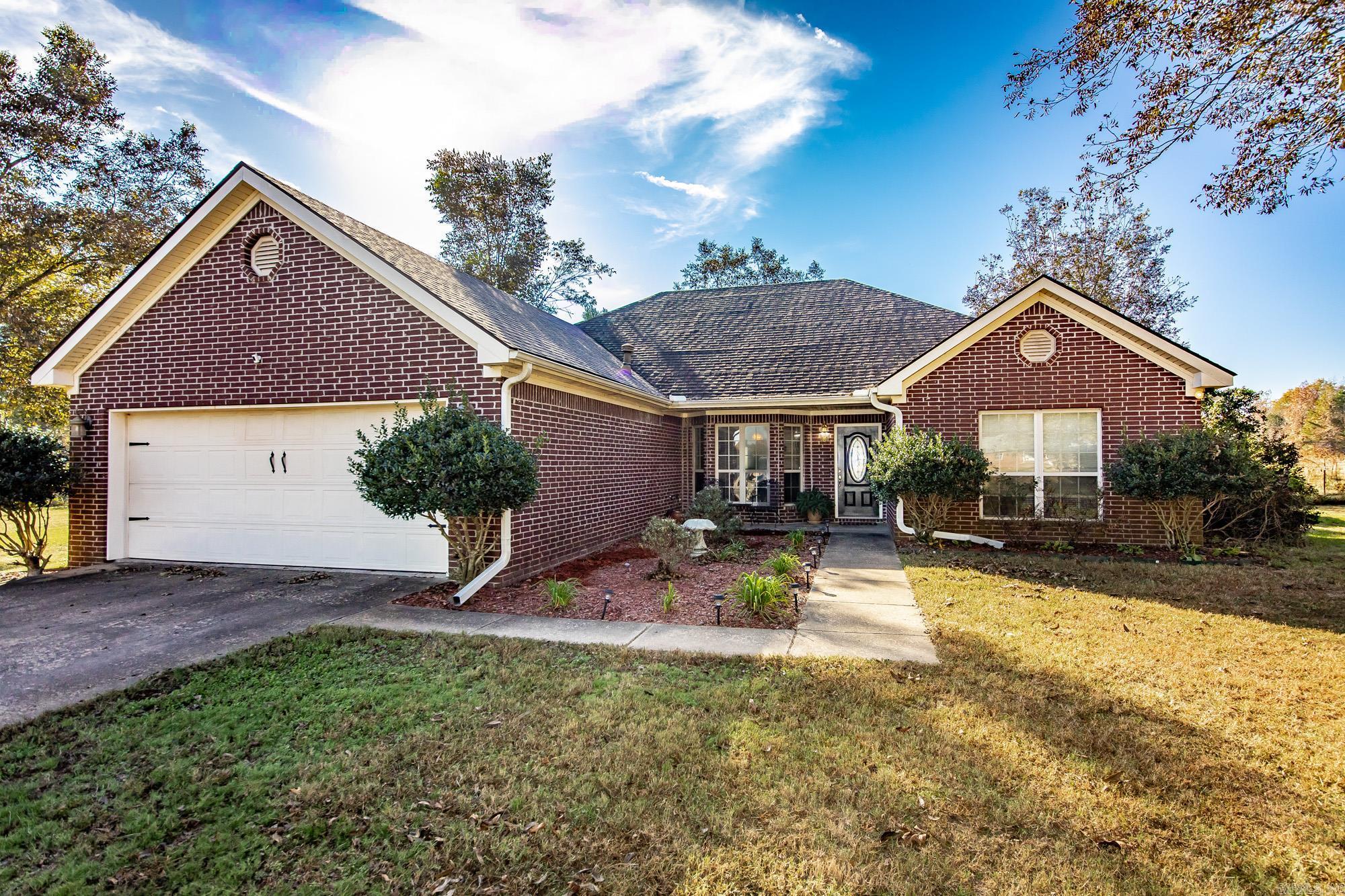 PLEASANT MEADOWS - Residential