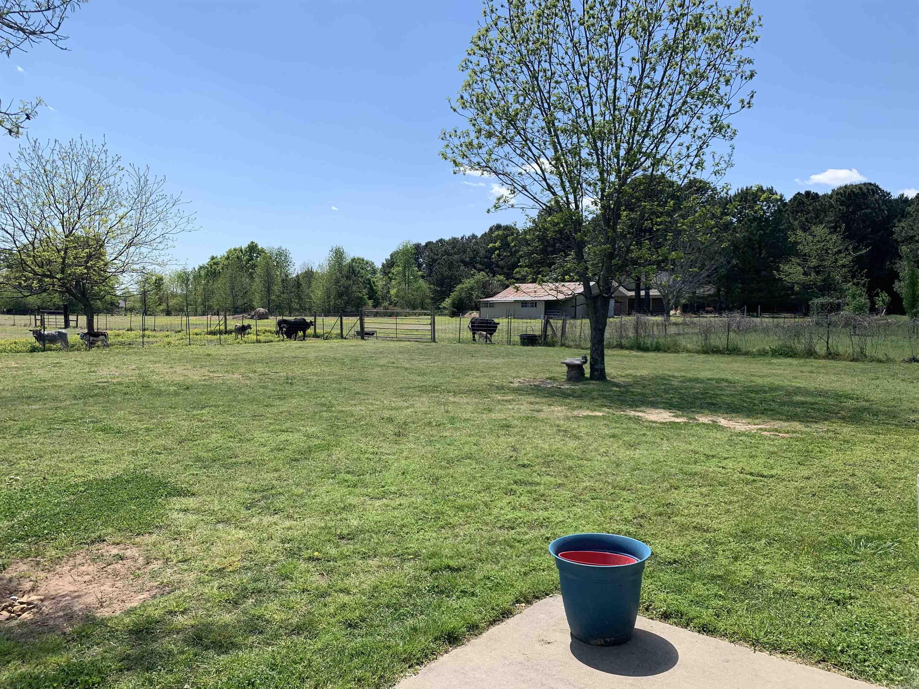 PLEASANT MEADOWS - Residential