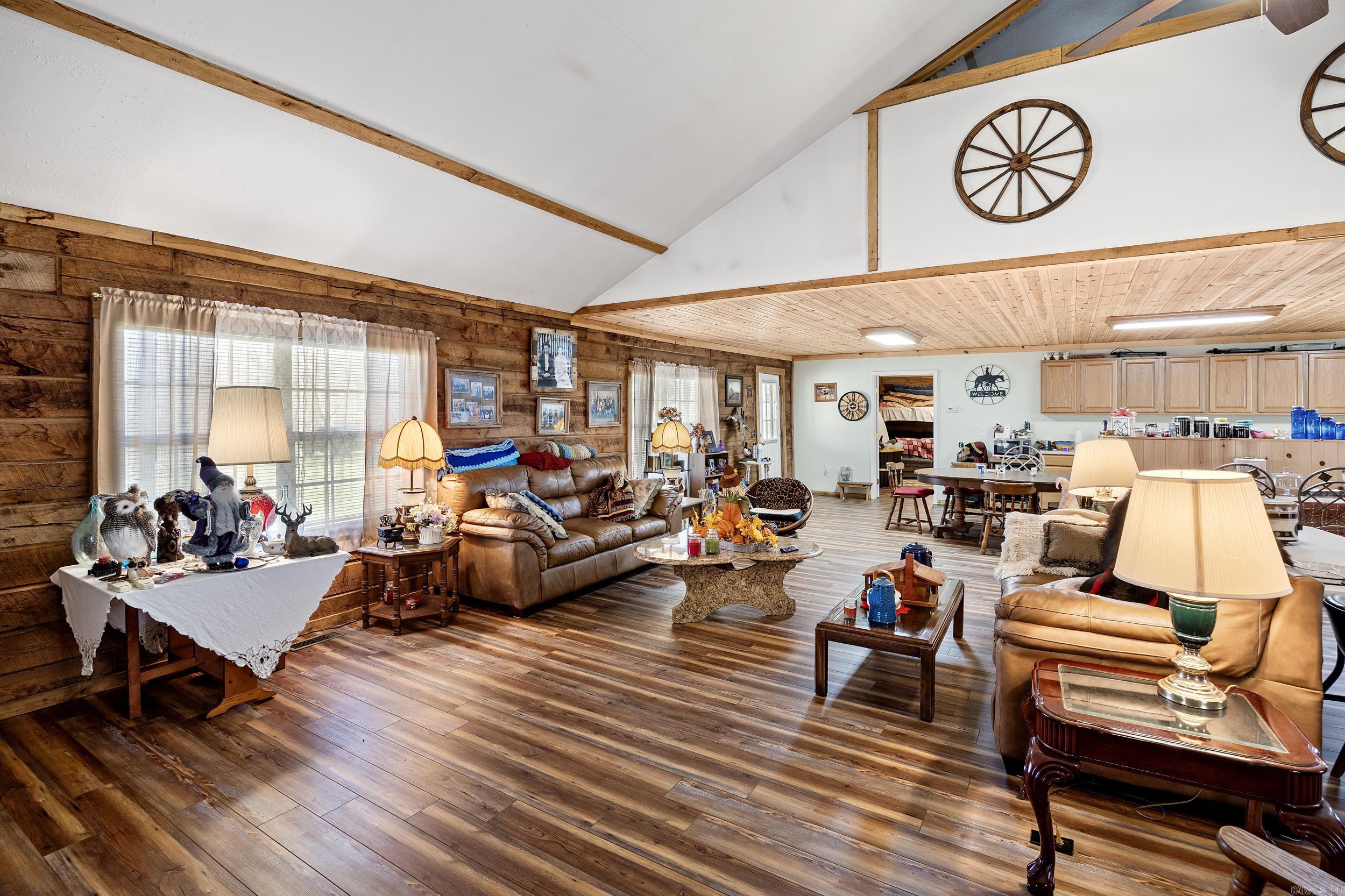 Metes & Bounds - Residential