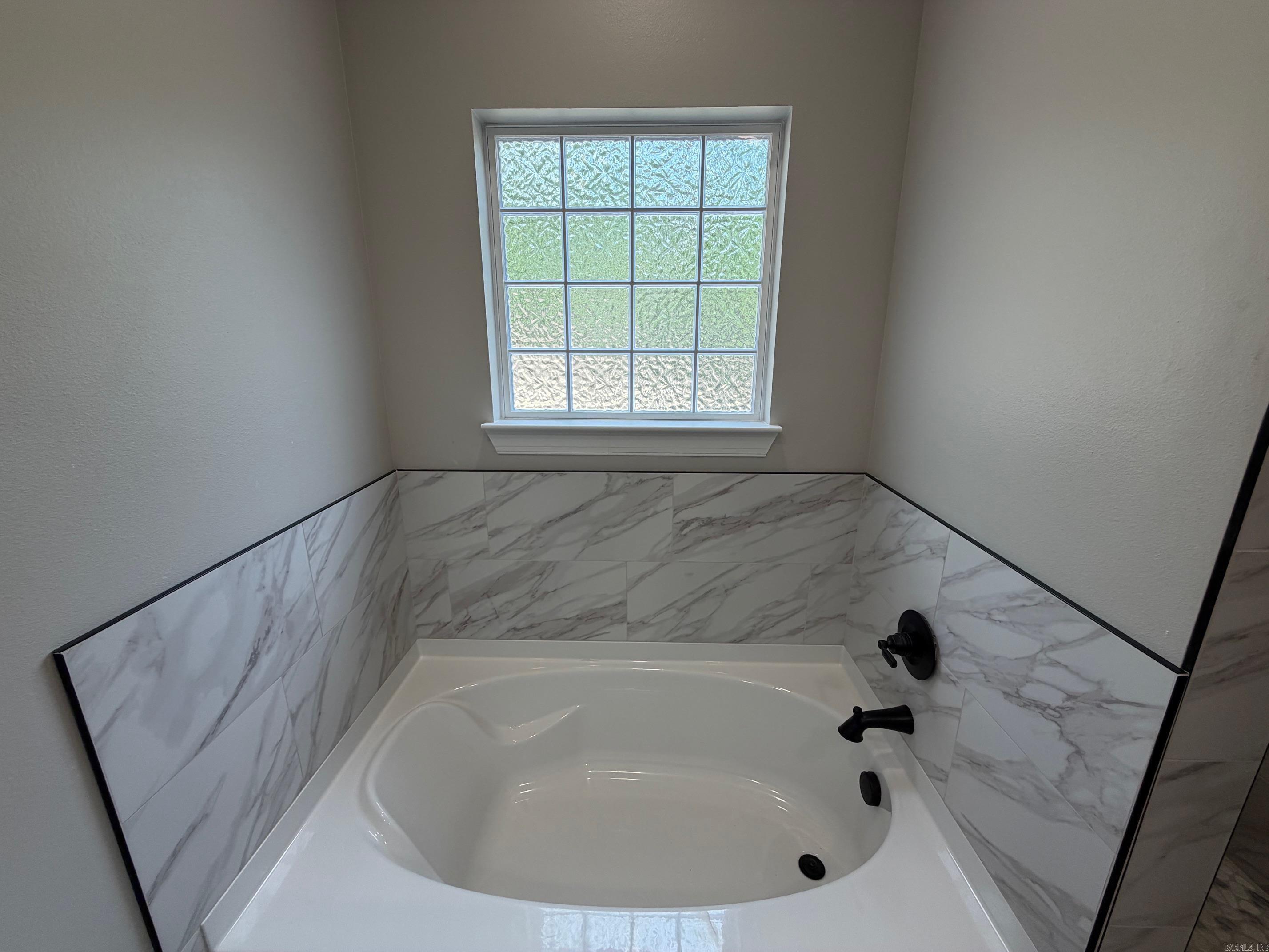 DEER CREEK - Residential