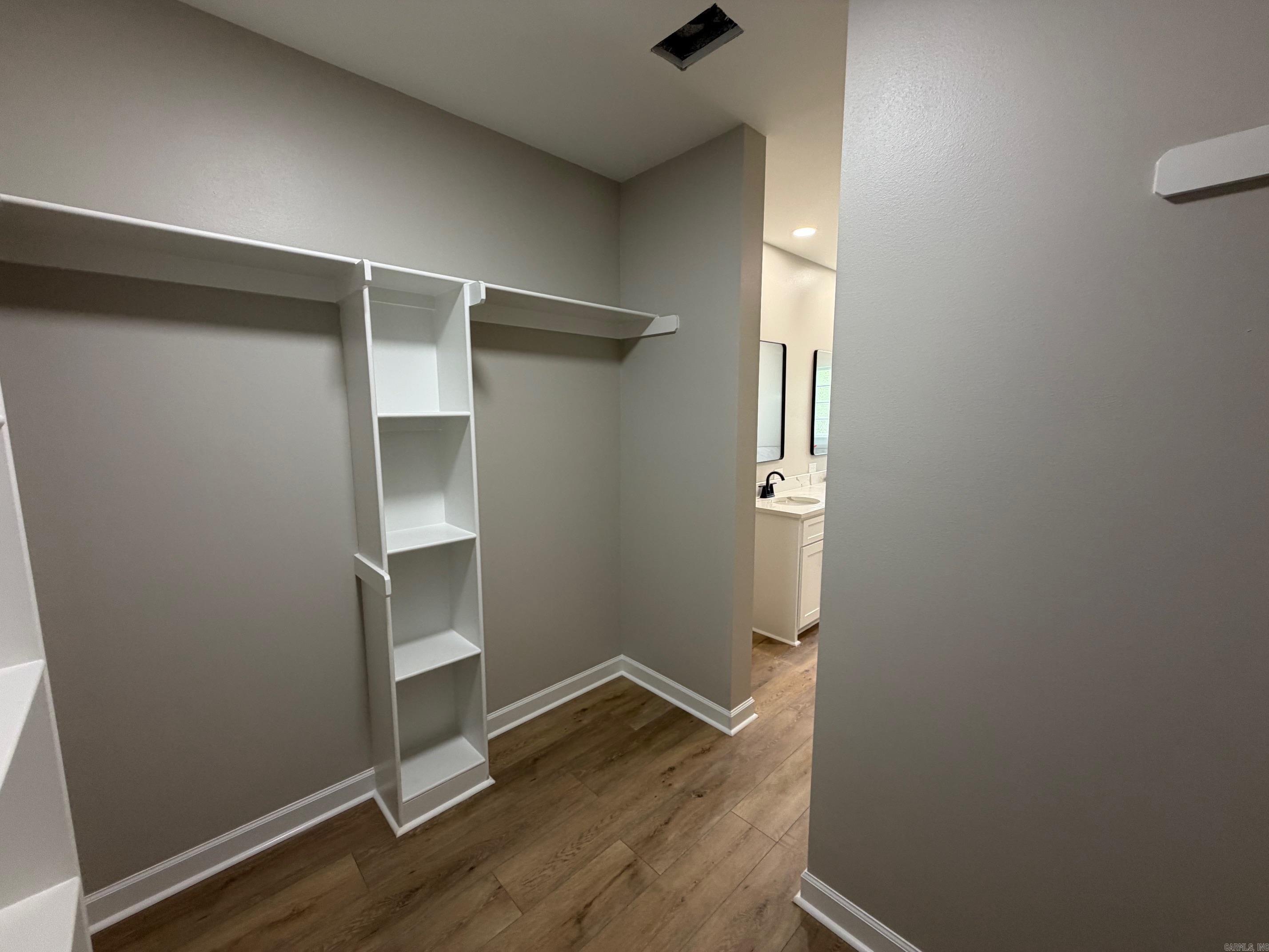 DEER CREEK - Residential