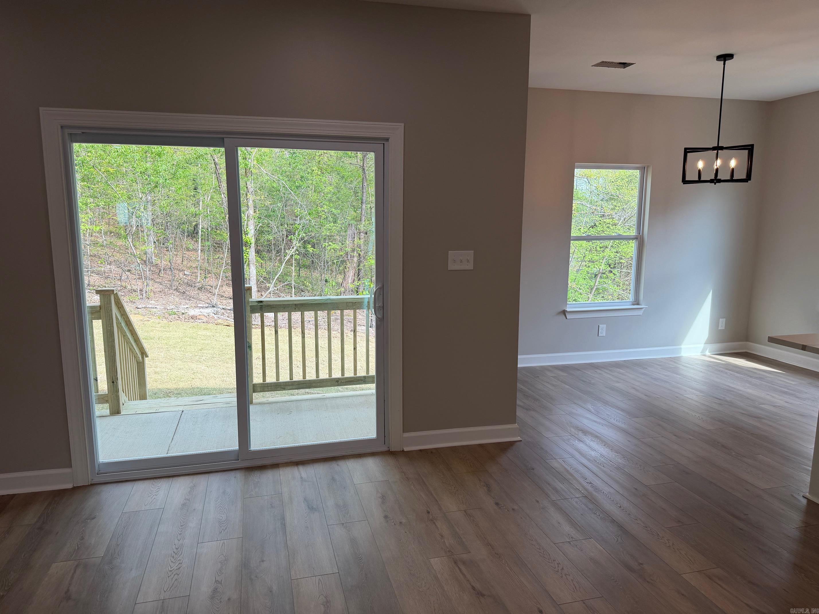 DEER CREEK - Residential