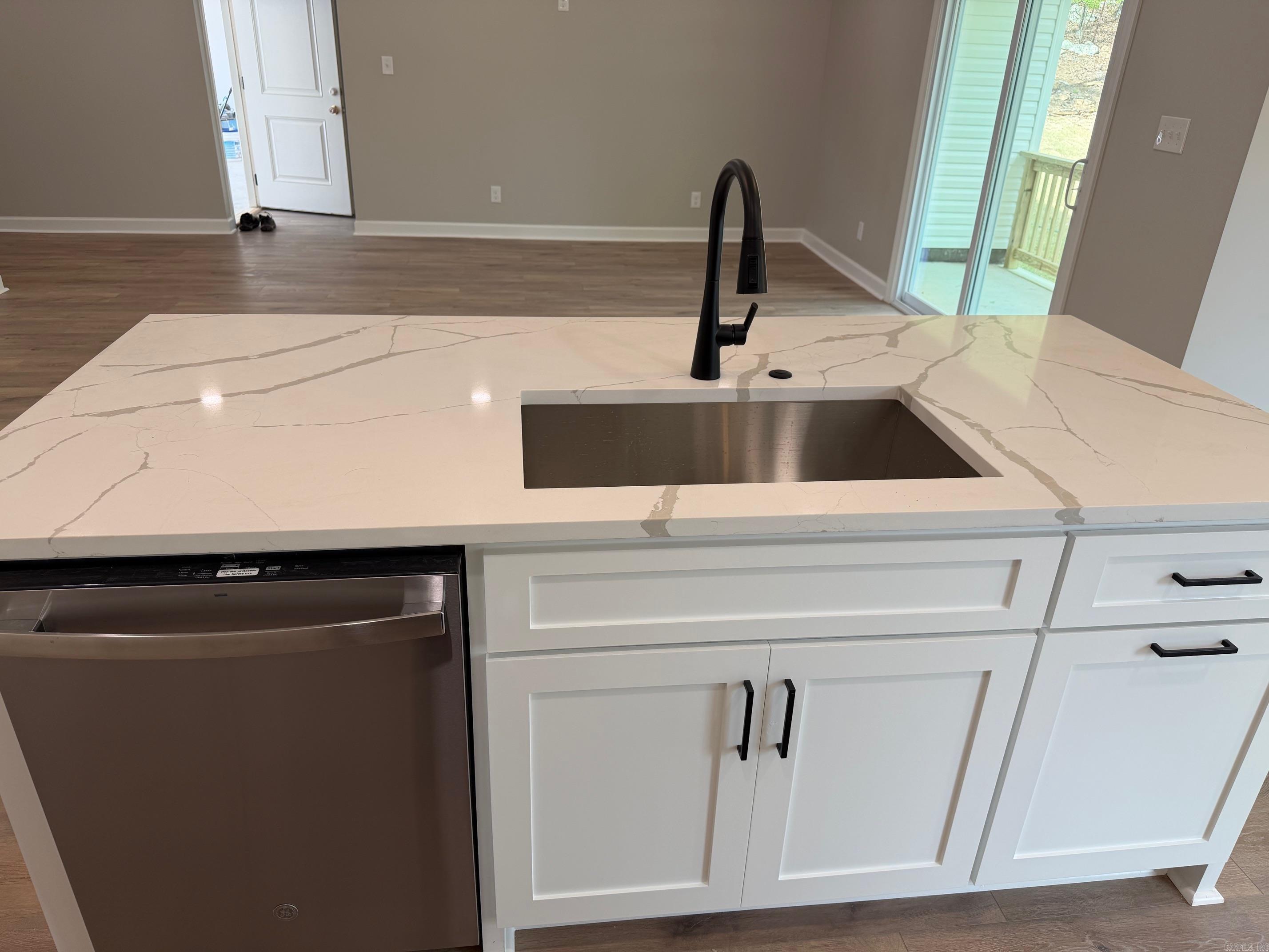 DEER CREEK - Residential