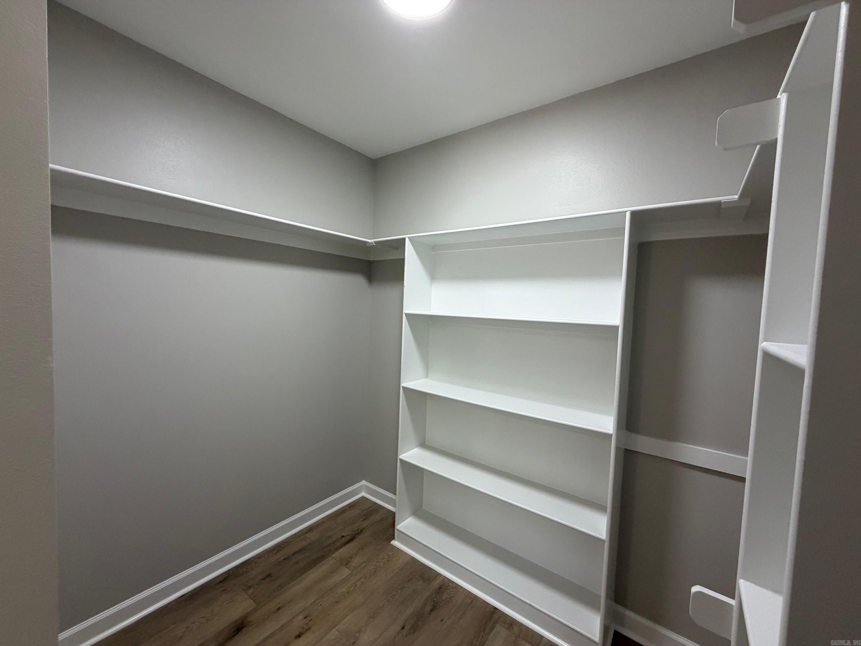 DEER CREEK - Residential