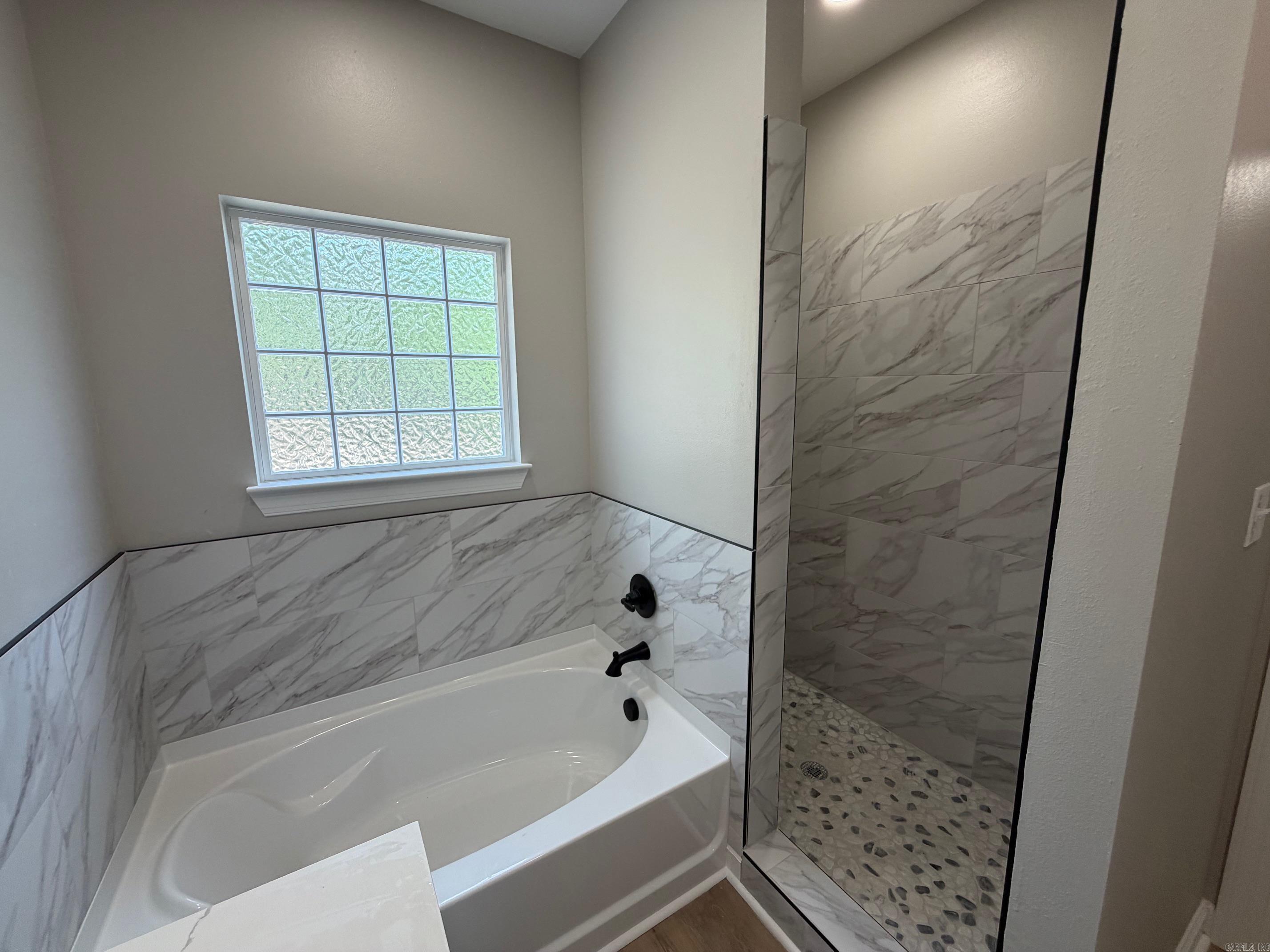 DEER CREEK - Residential