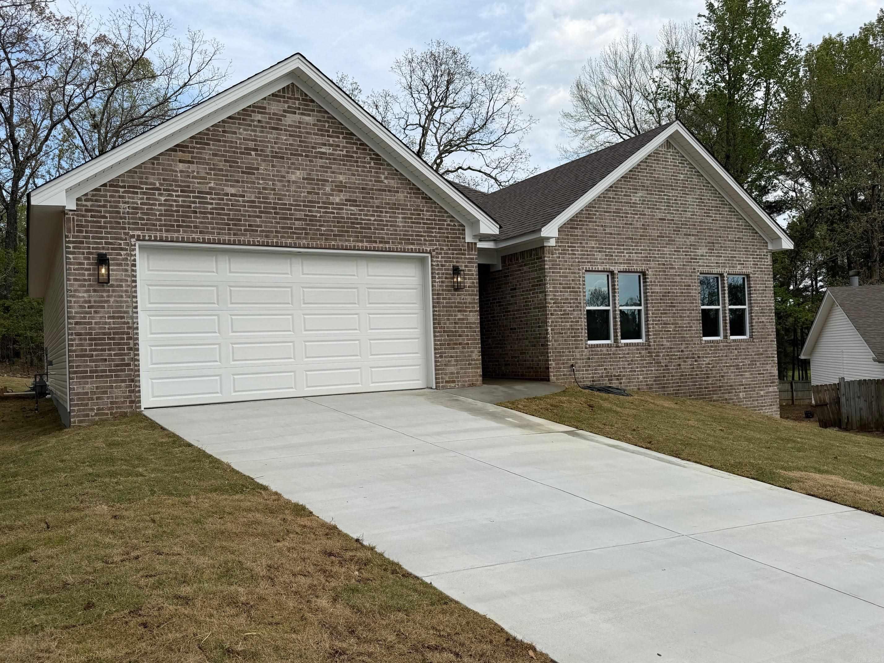 DEER CREEK - Residential