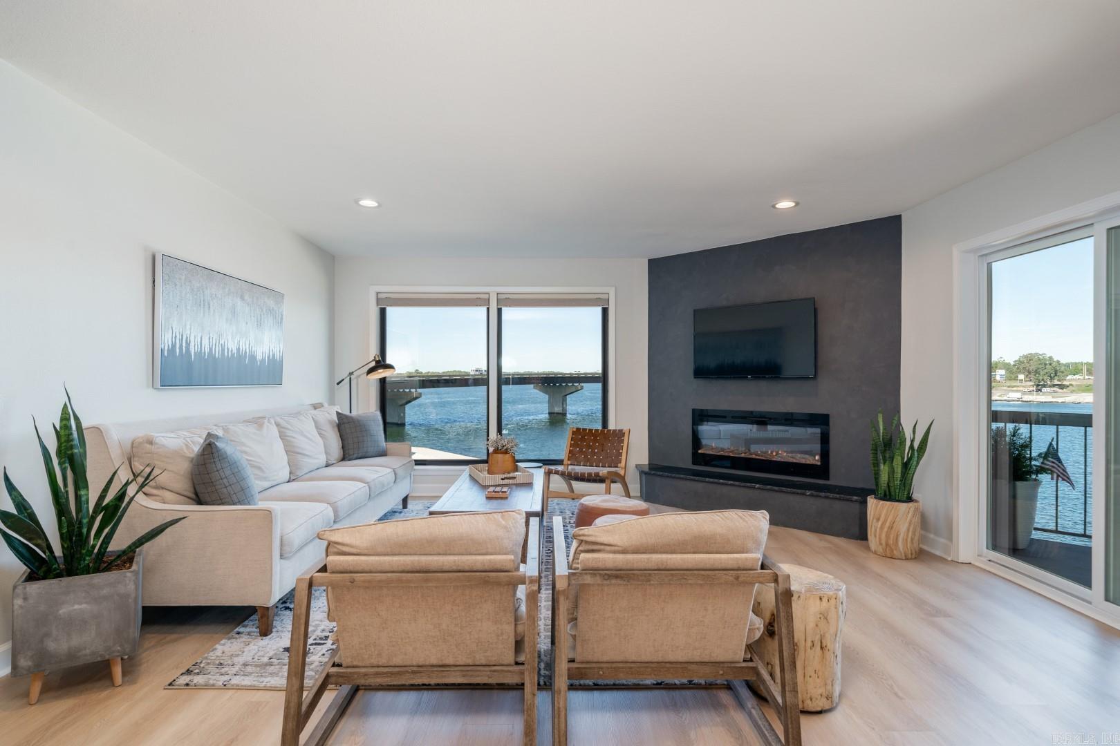 STONERIDGE HPR - Residential