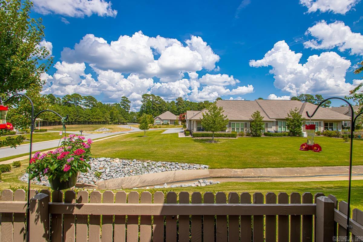 MOUNTAIN TERRACE ESTATES TOWNHOM - Residential