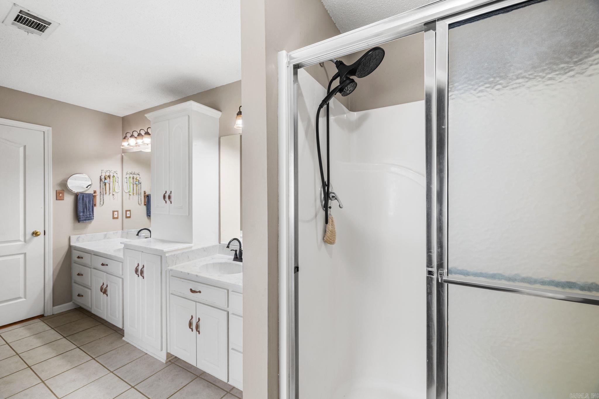 MAGNESS CREEK SUBDIVISION - Residential