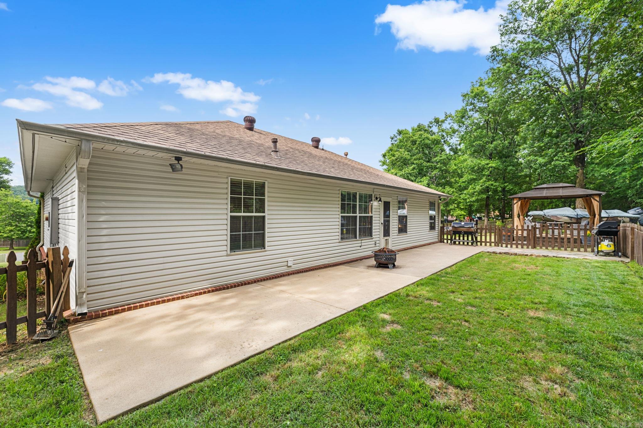 MAGNESS CREEK SUBDIVISION - Residential