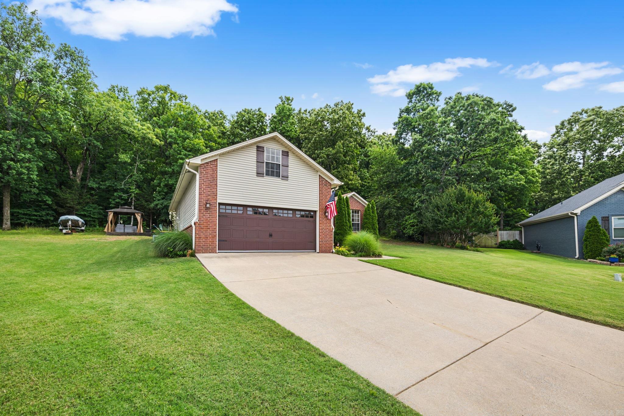 MAGNESS CREEK SUBDIVISION - Residential