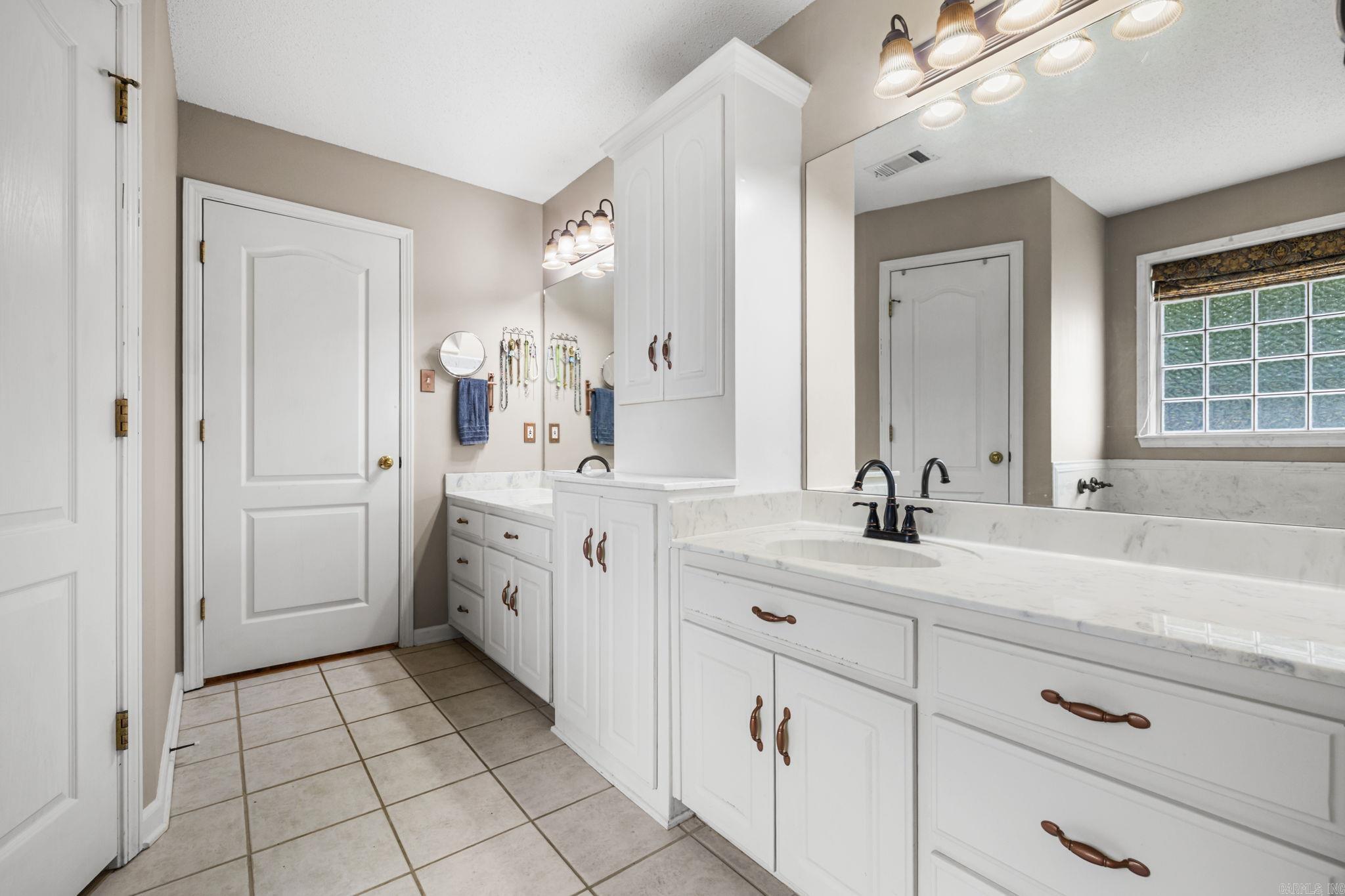 MAGNESS CREEK SUBDIVISION - Residential