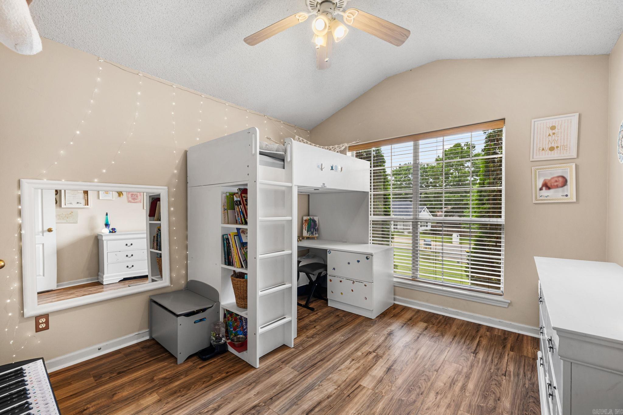 MAGNESS CREEK SUBDIVISION - Residential