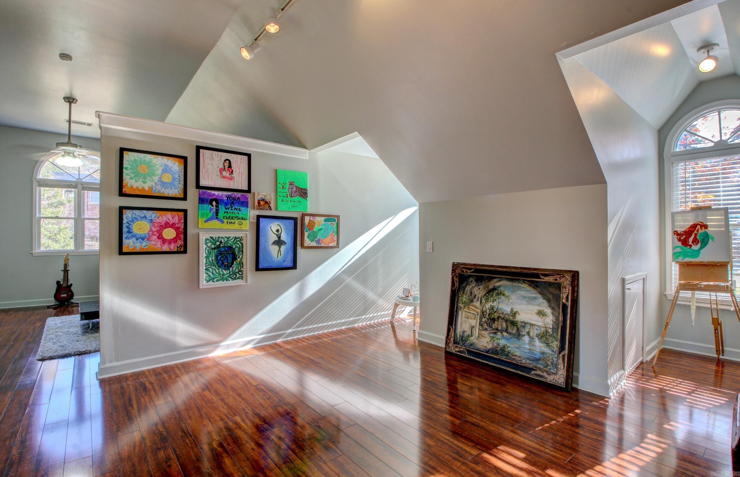 Chenal Ridge - Residential