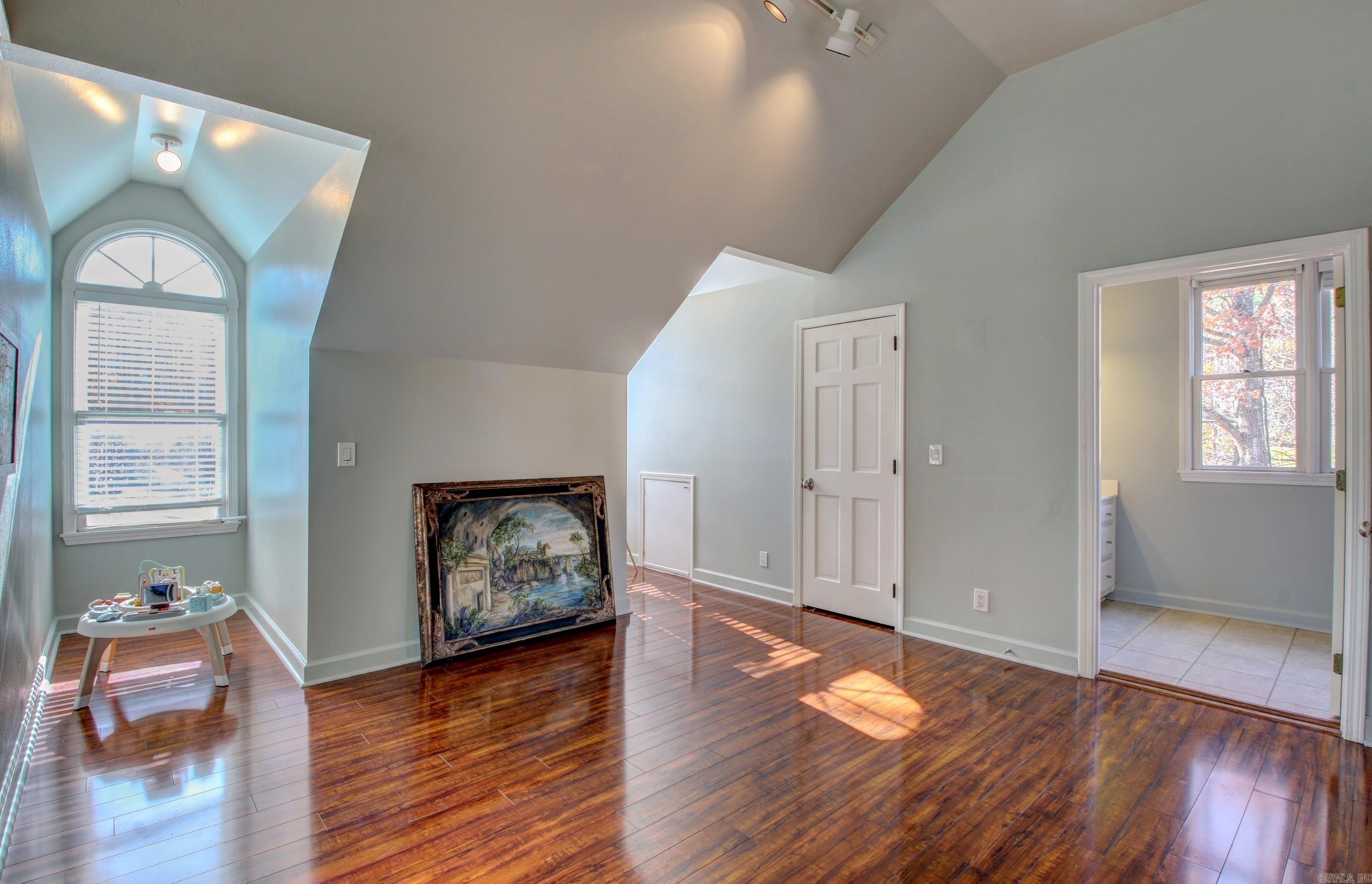 Chenal Ridge - Residential