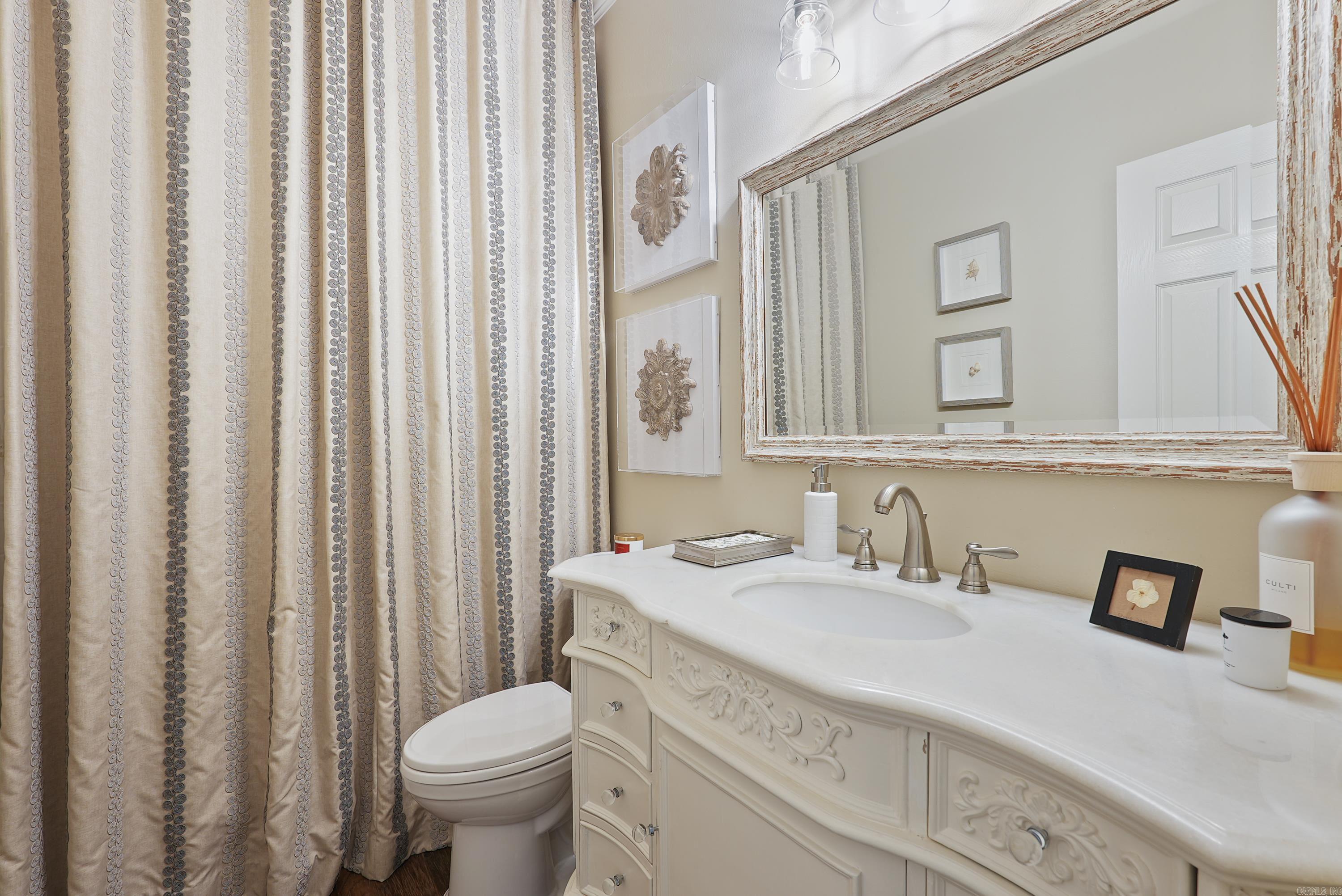 NESTLEWOOD EAST - Residential