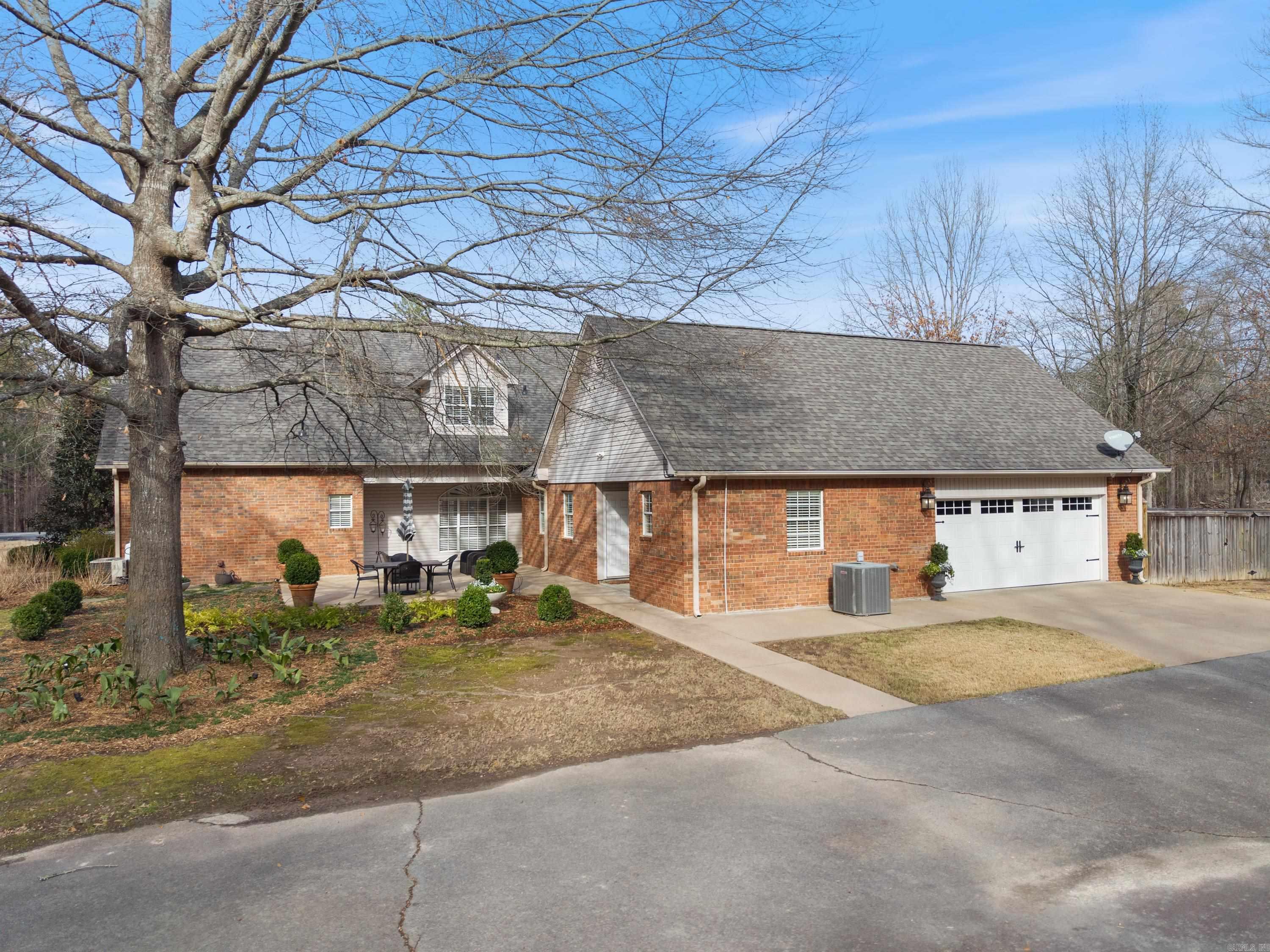 NESTLEWOOD EAST - Residential