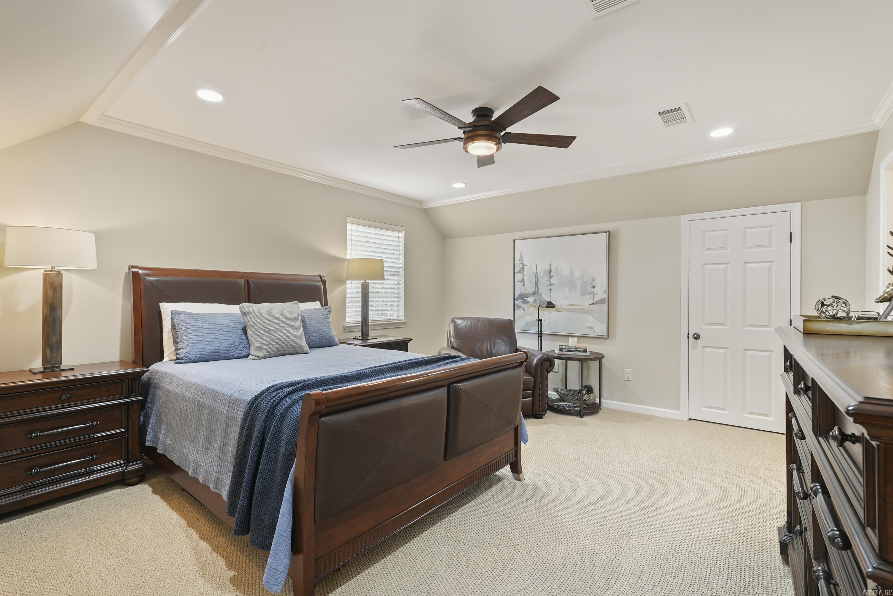 NESTLEWOOD EAST - Residential