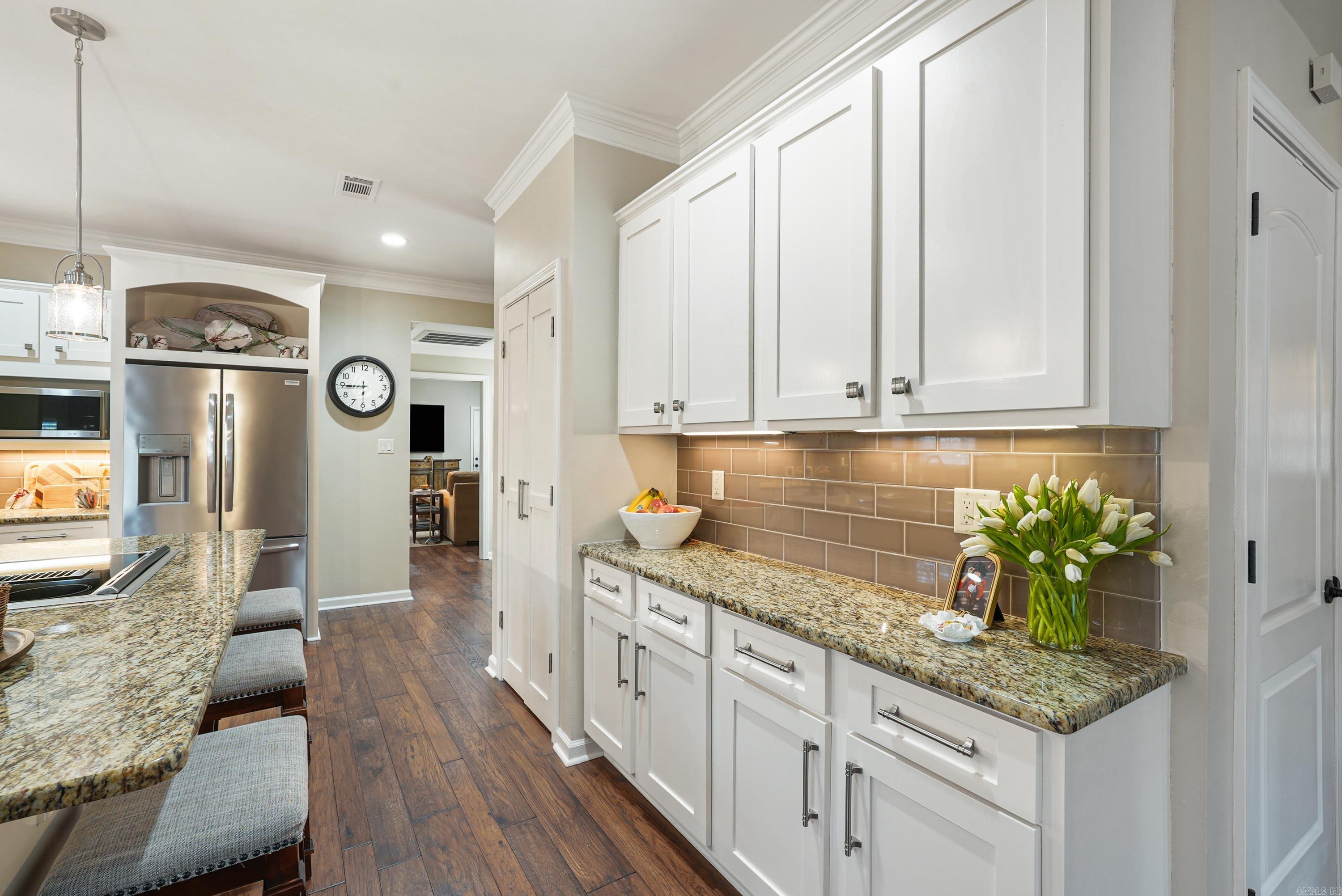 NESTLEWOOD EAST - Residential