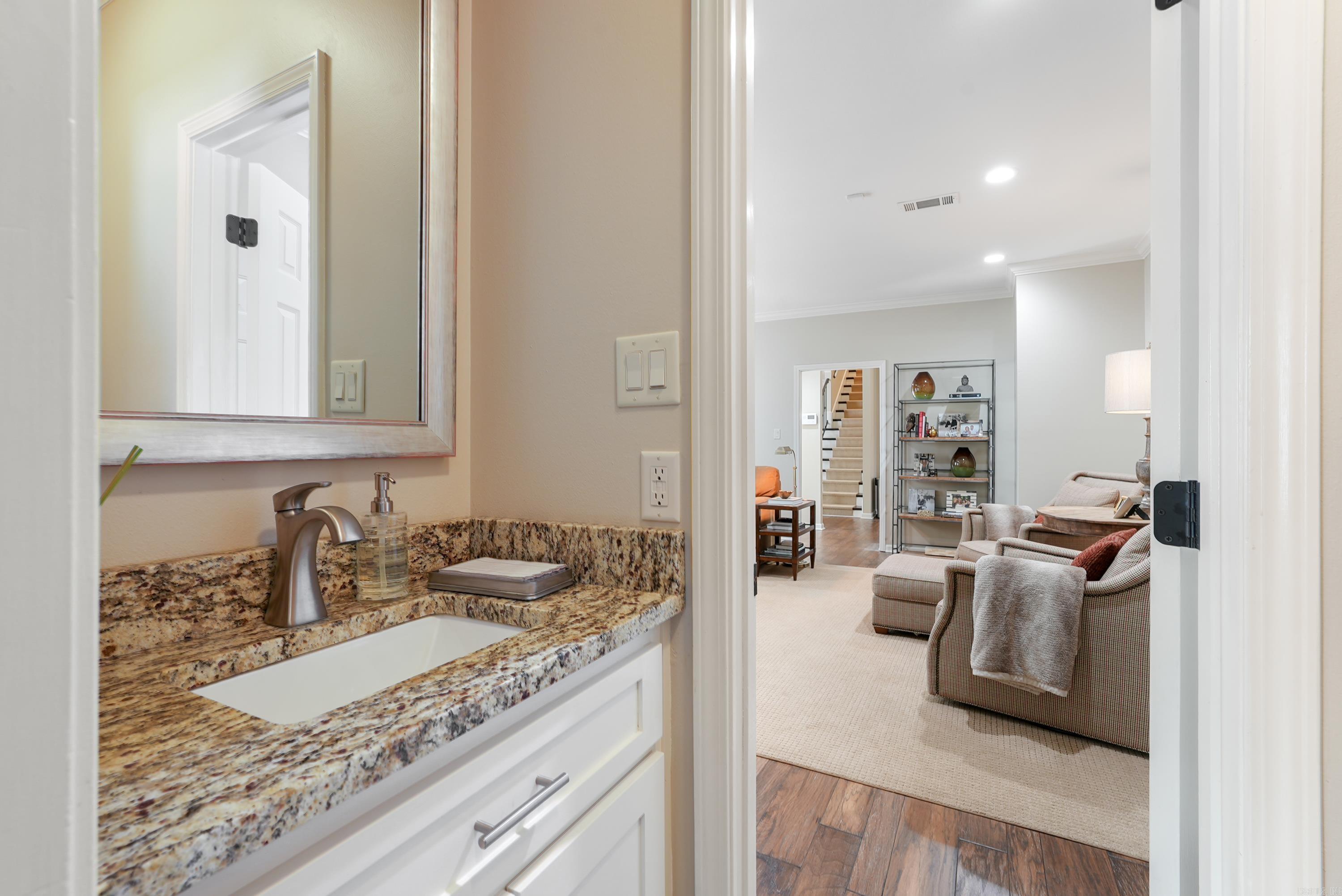 NESTLEWOOD EAST - Residential