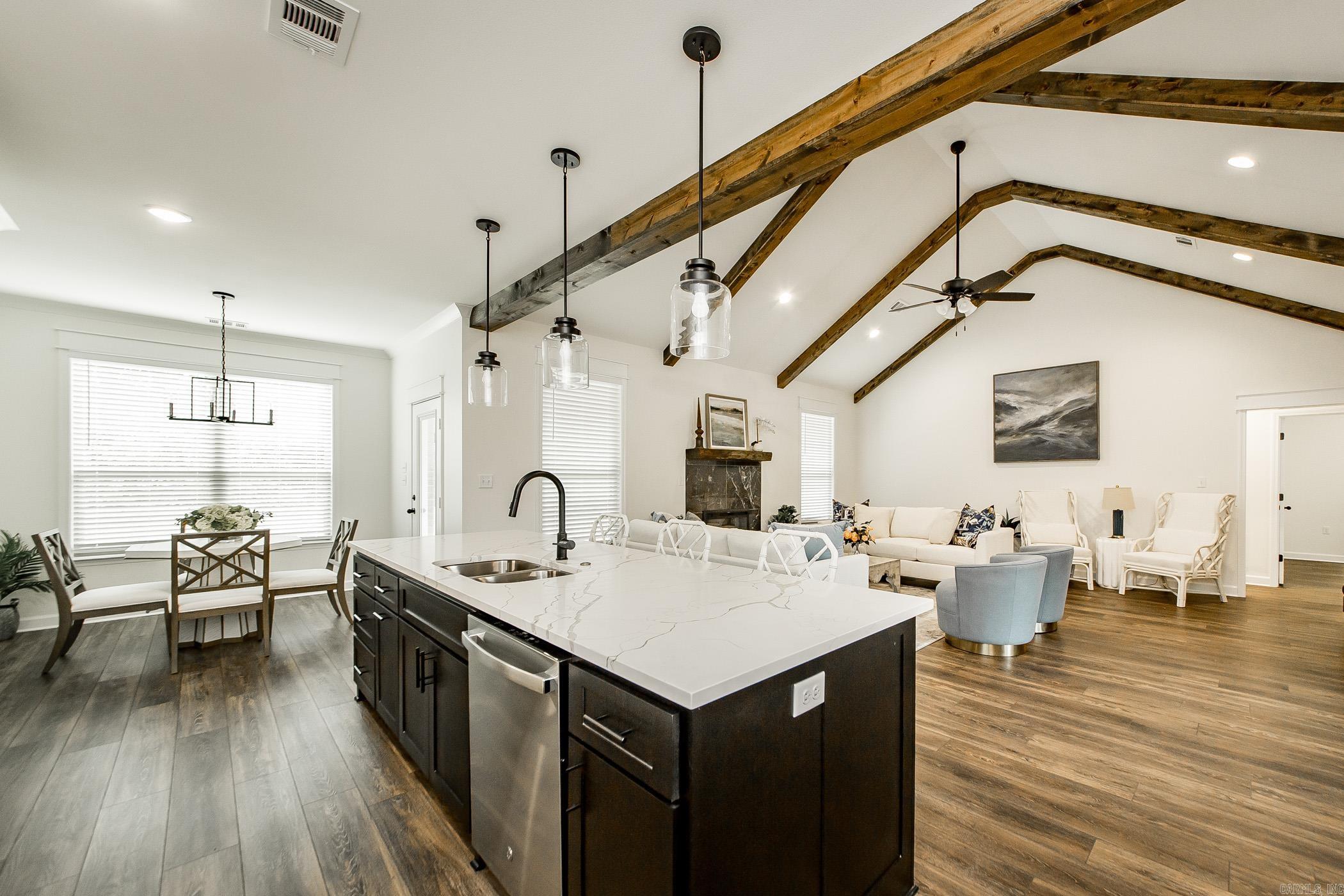 DENALI HEIGHTS - Residential