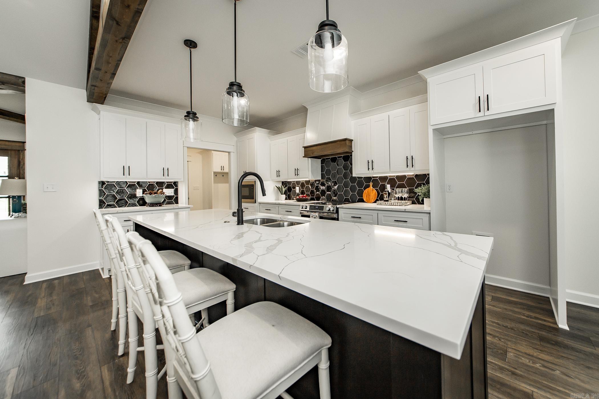 DENALI HEIGHTS - Residential