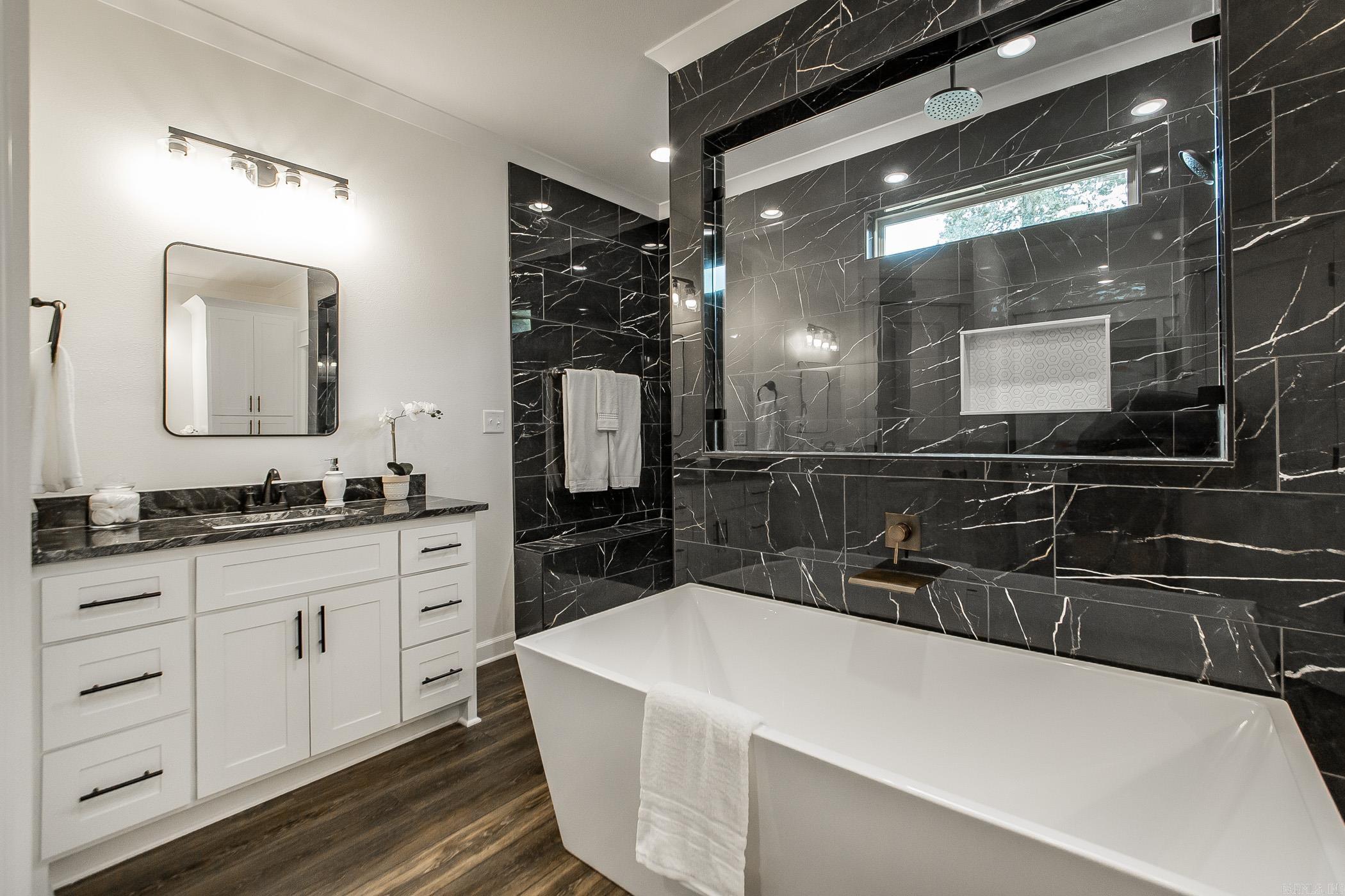 DENALI HEIGHTS - Residential