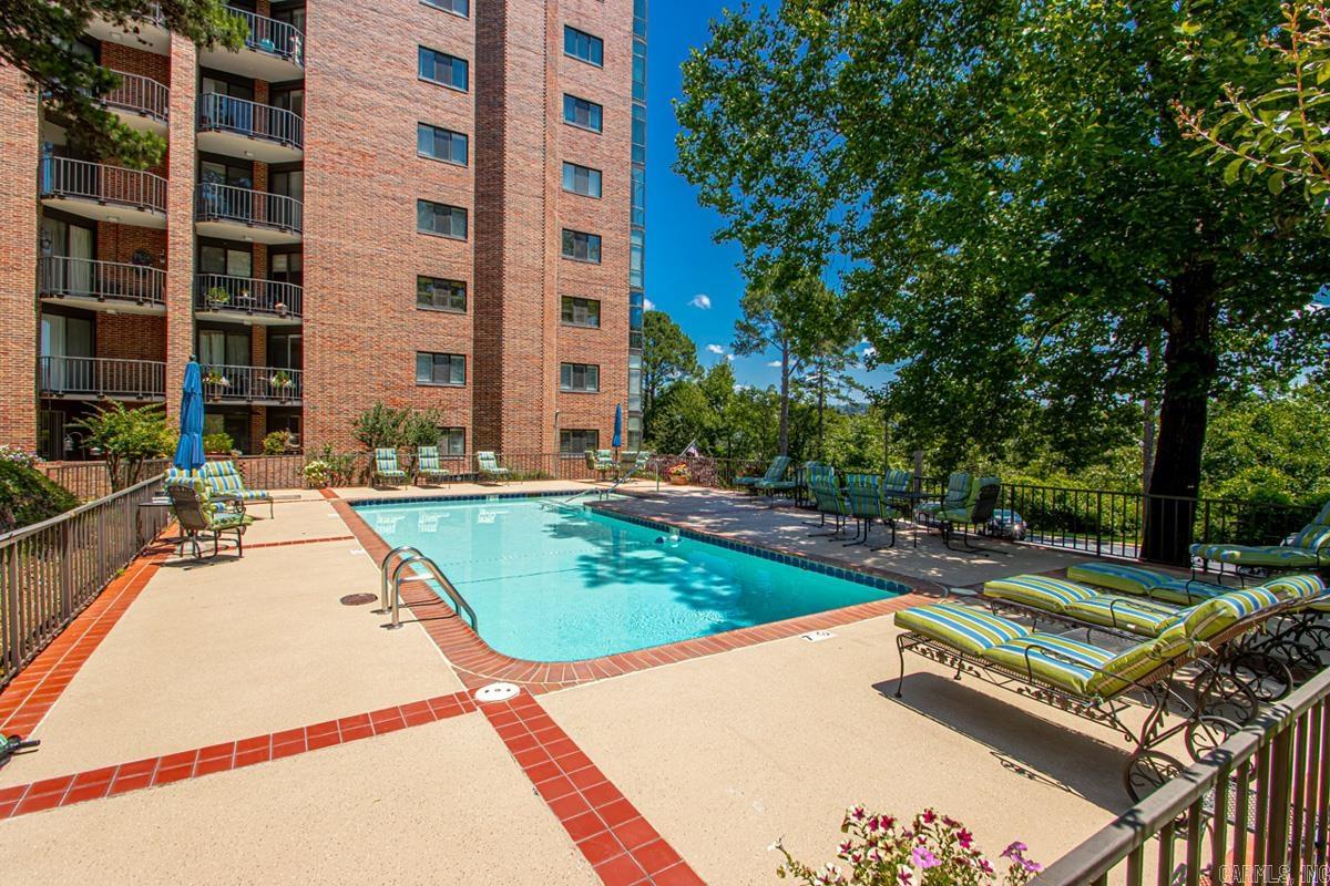 TREETOPS HPR - Residential