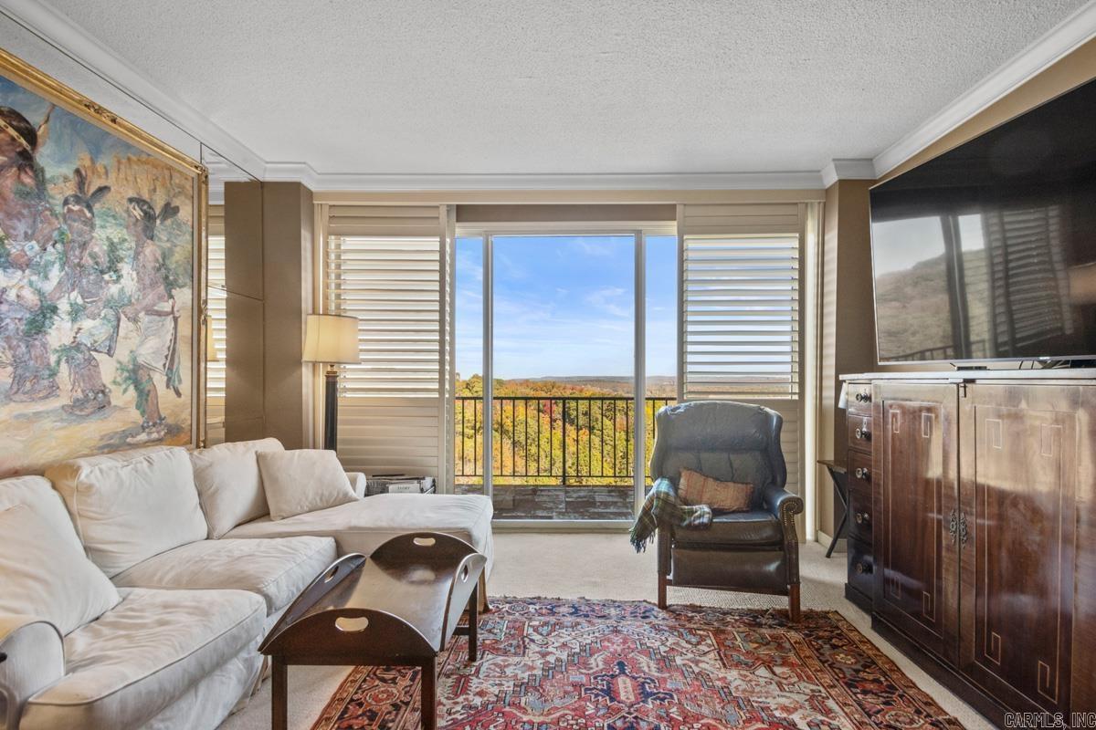 TREETOPS HPR - Residential