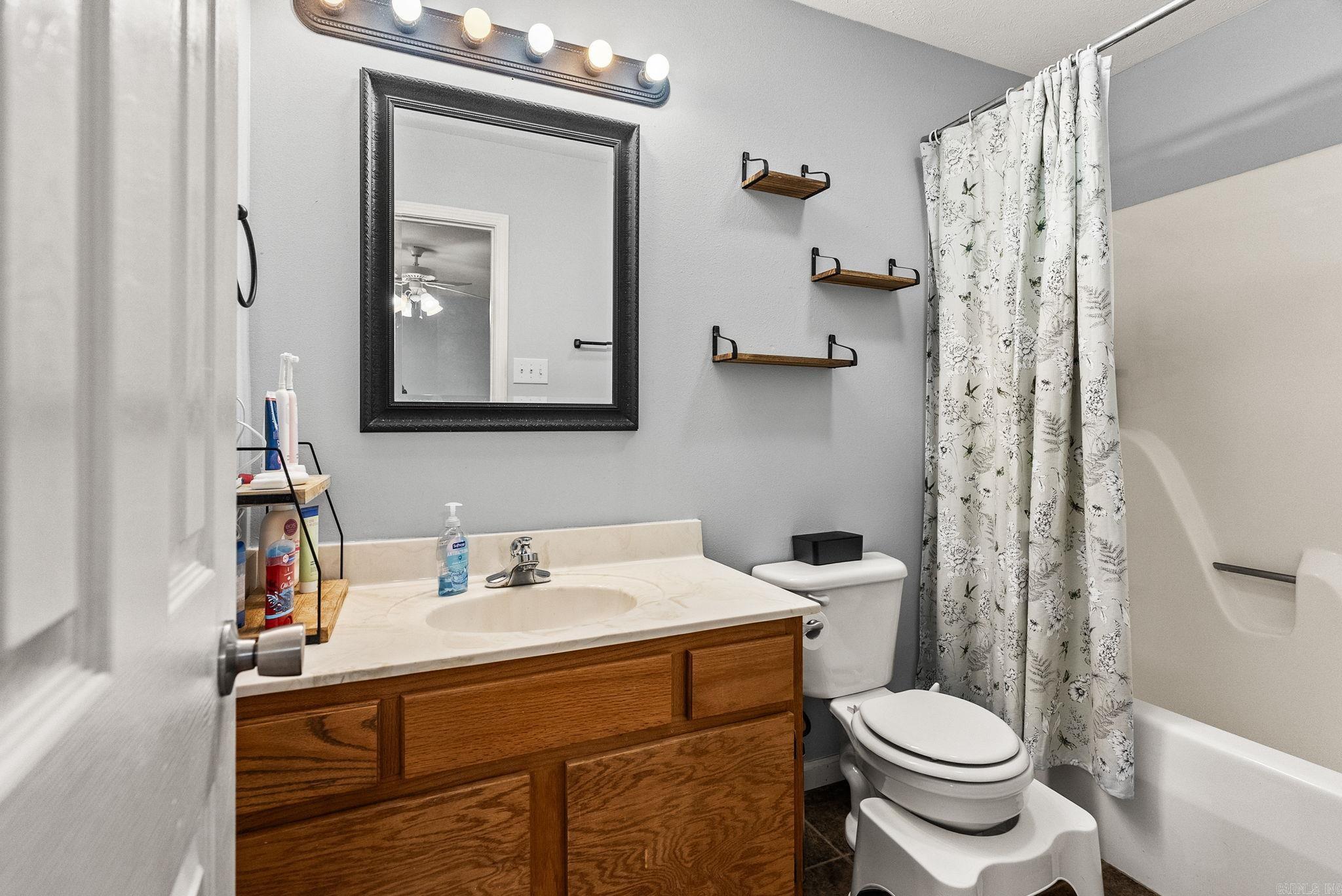 SPRING VALLEY - Residential