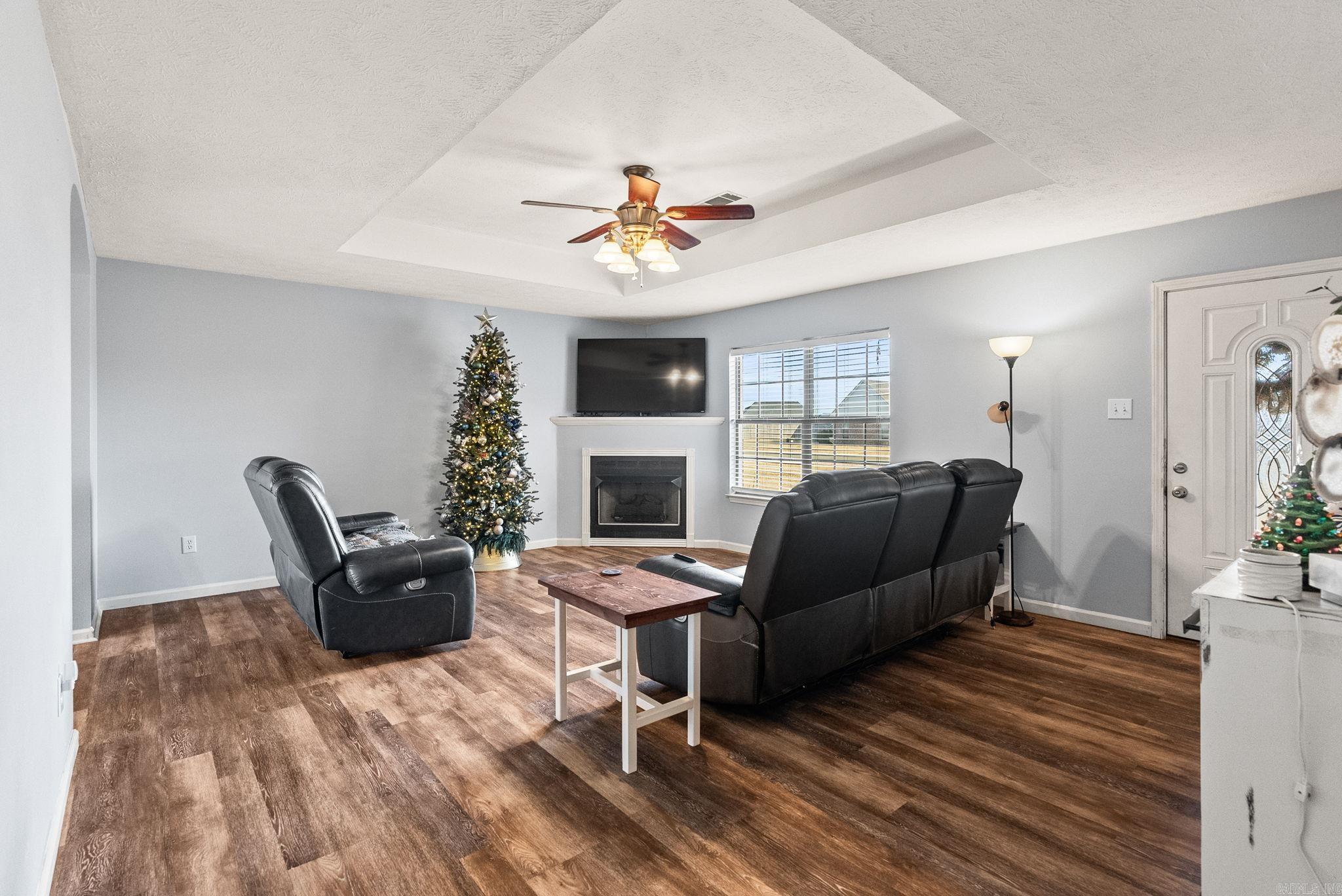 SPRING VALLEY - Residential