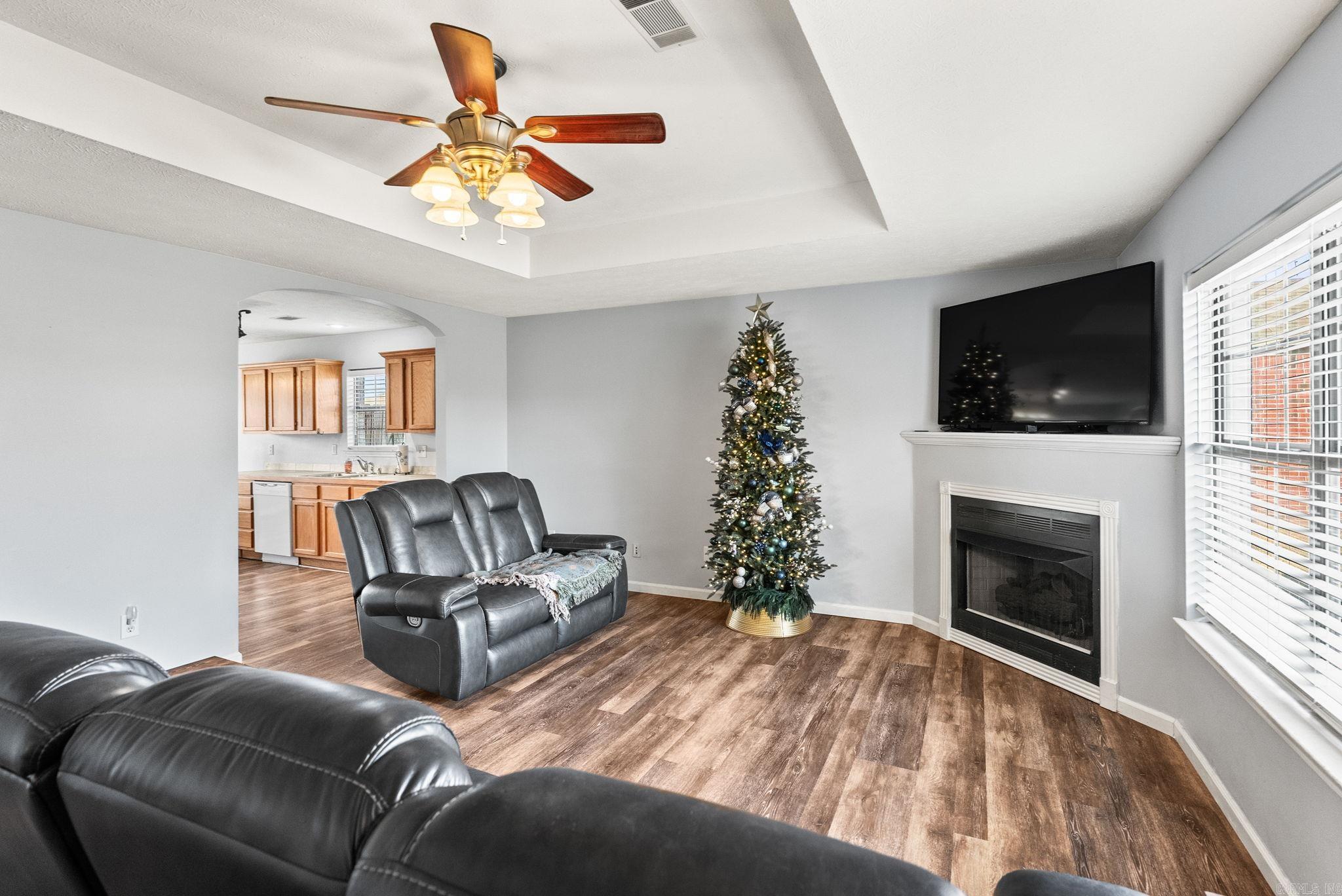 SPRING VALLEY - Residential