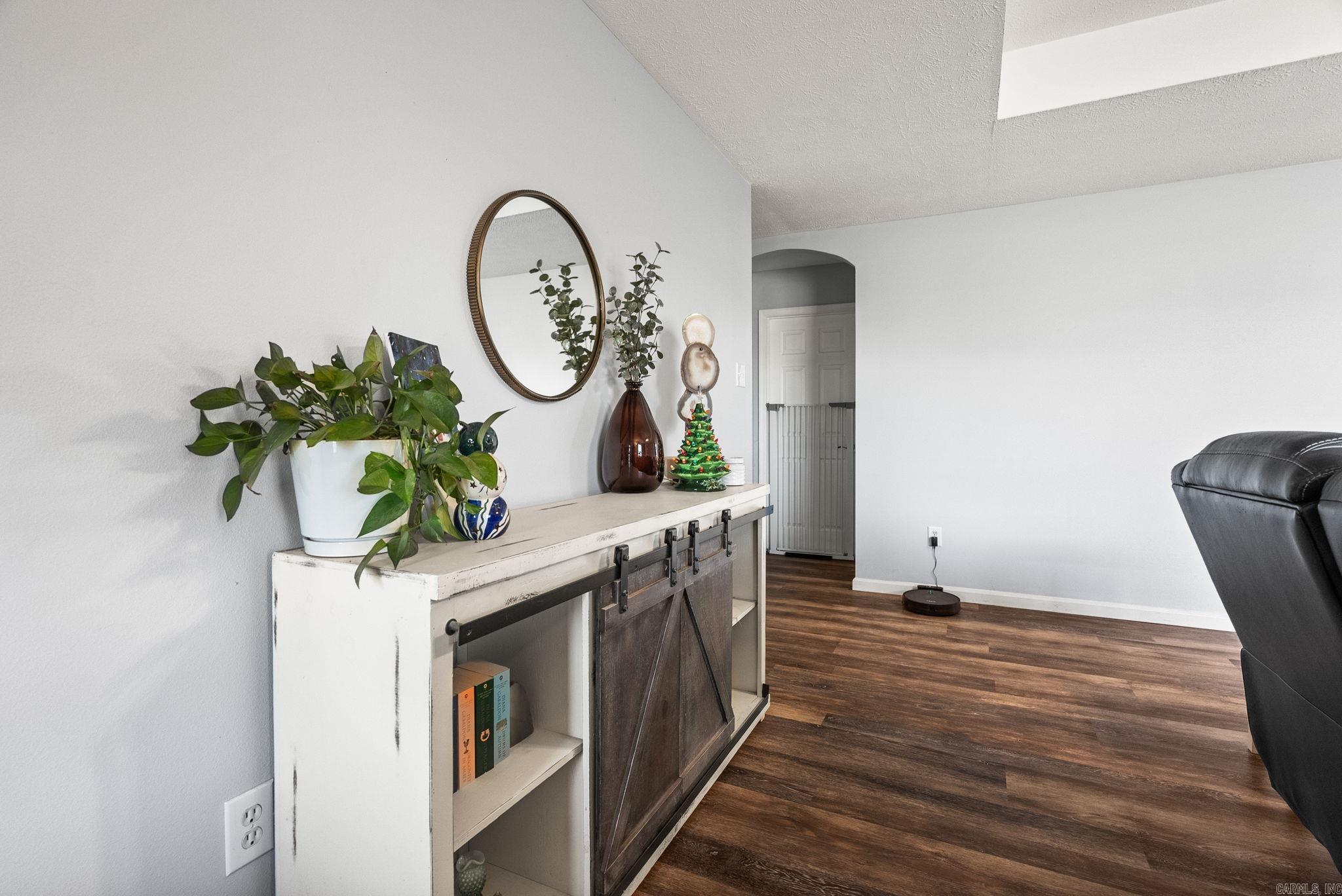 SPRING VALLEY - Residential