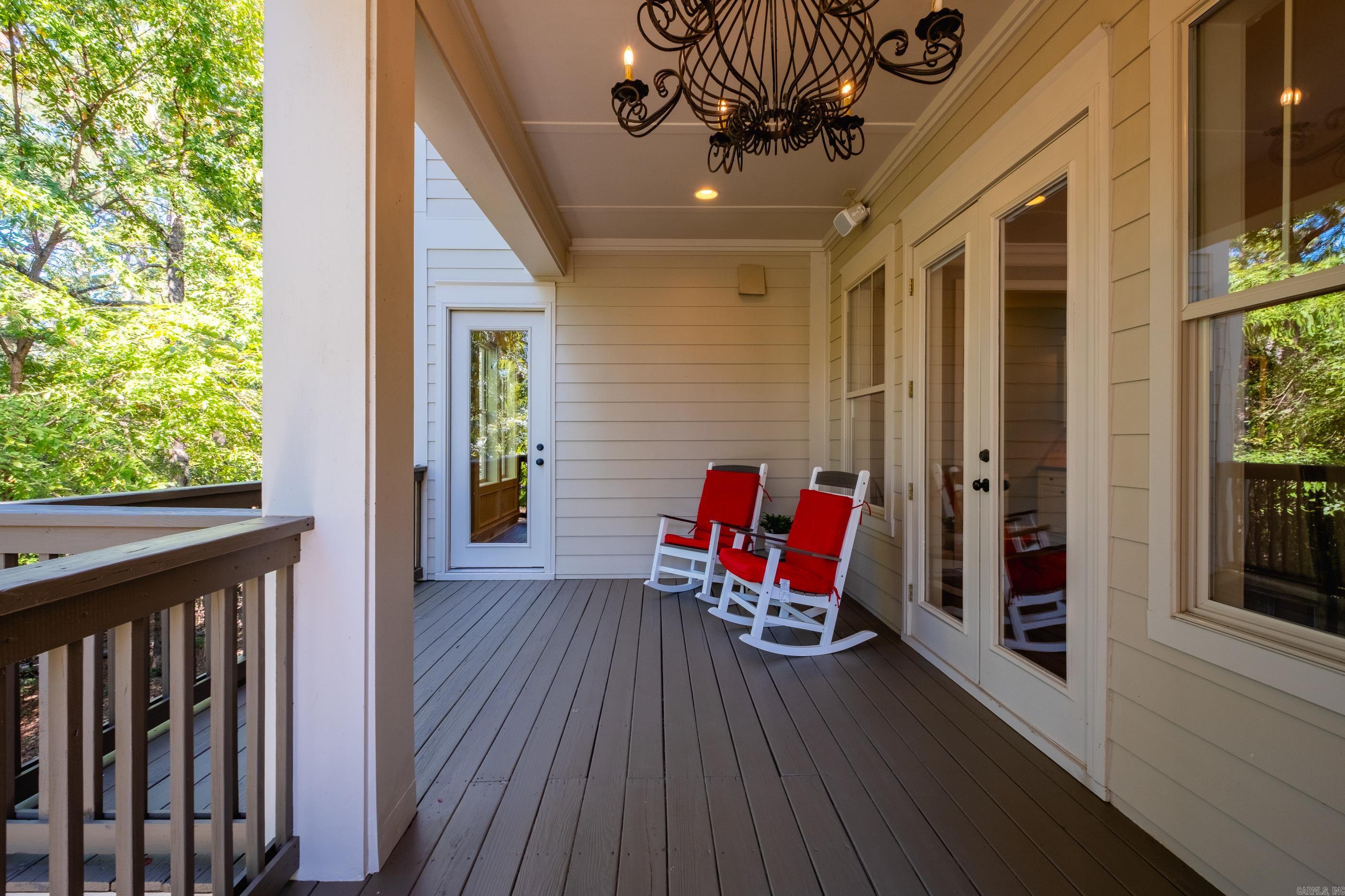 WOODLANDS EDGE - Residential