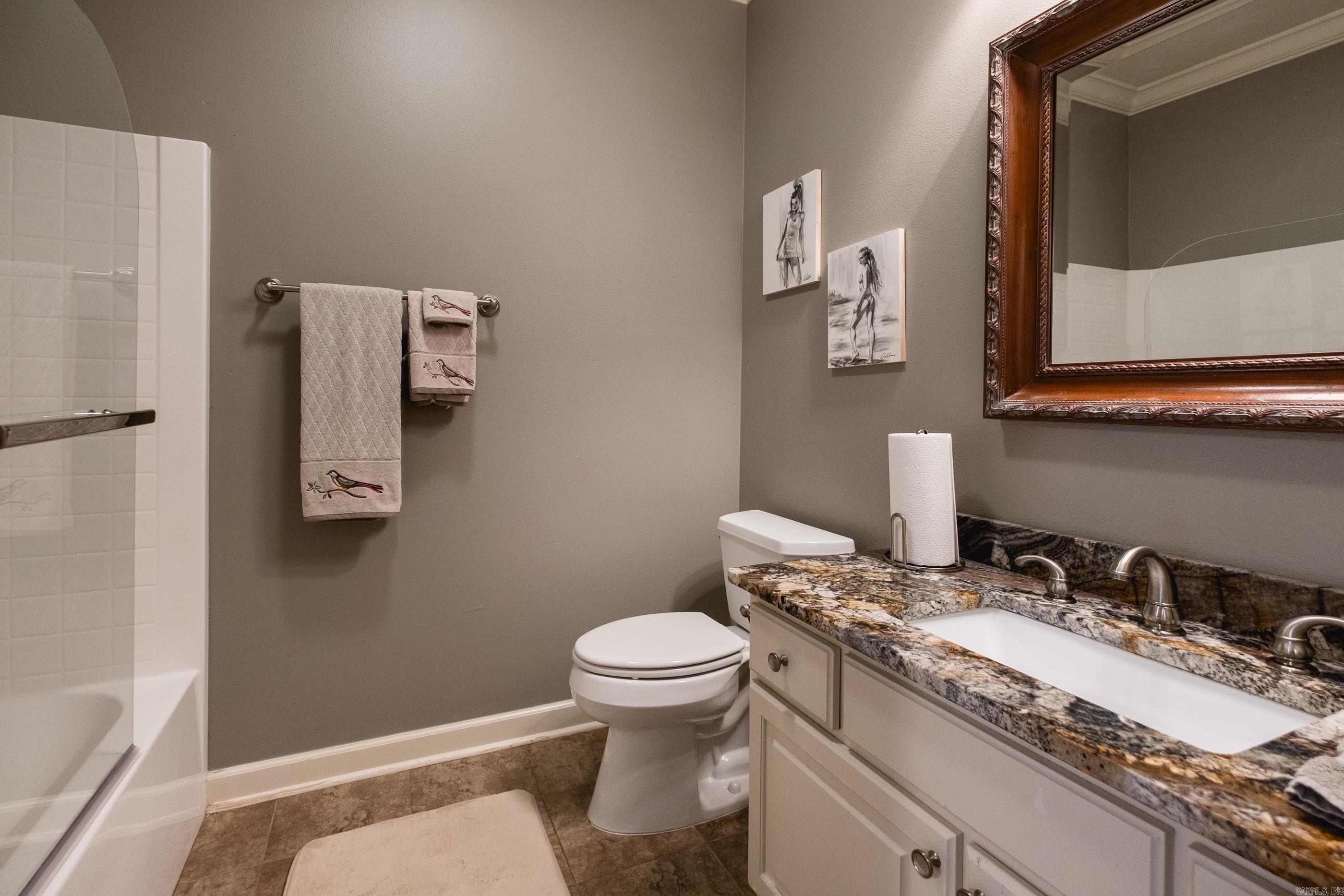 WOODLANDS EDGE - Residential