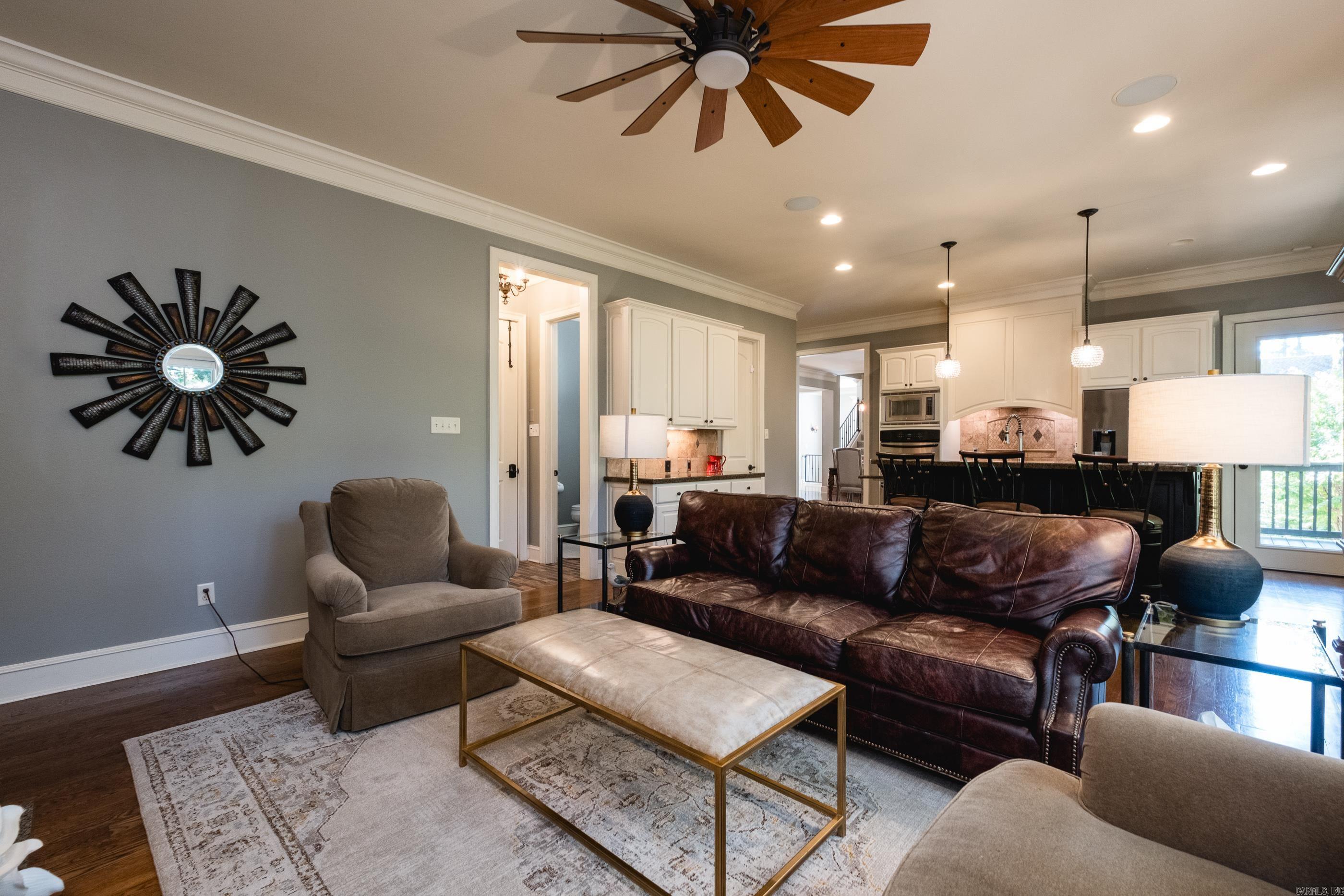 WOODLANDS EDGE - Residential