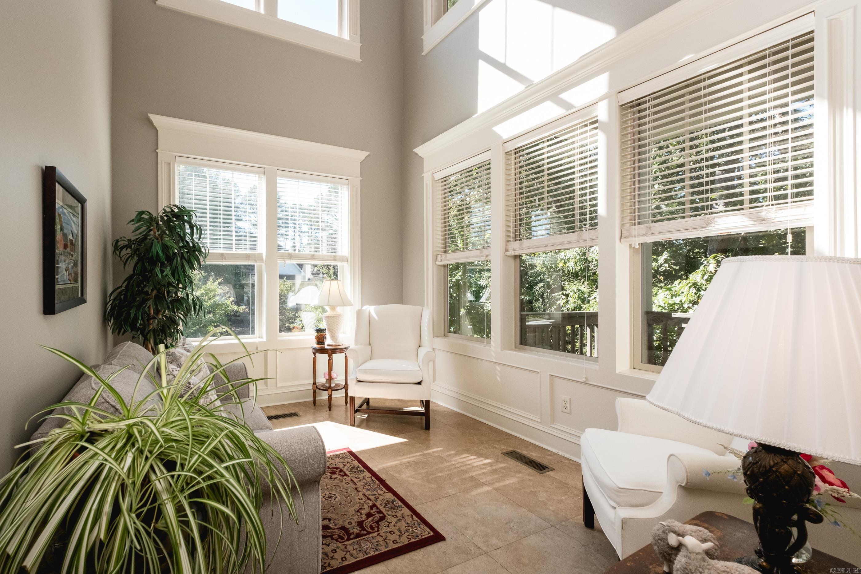 WOODLANDS EDGE - Residential
