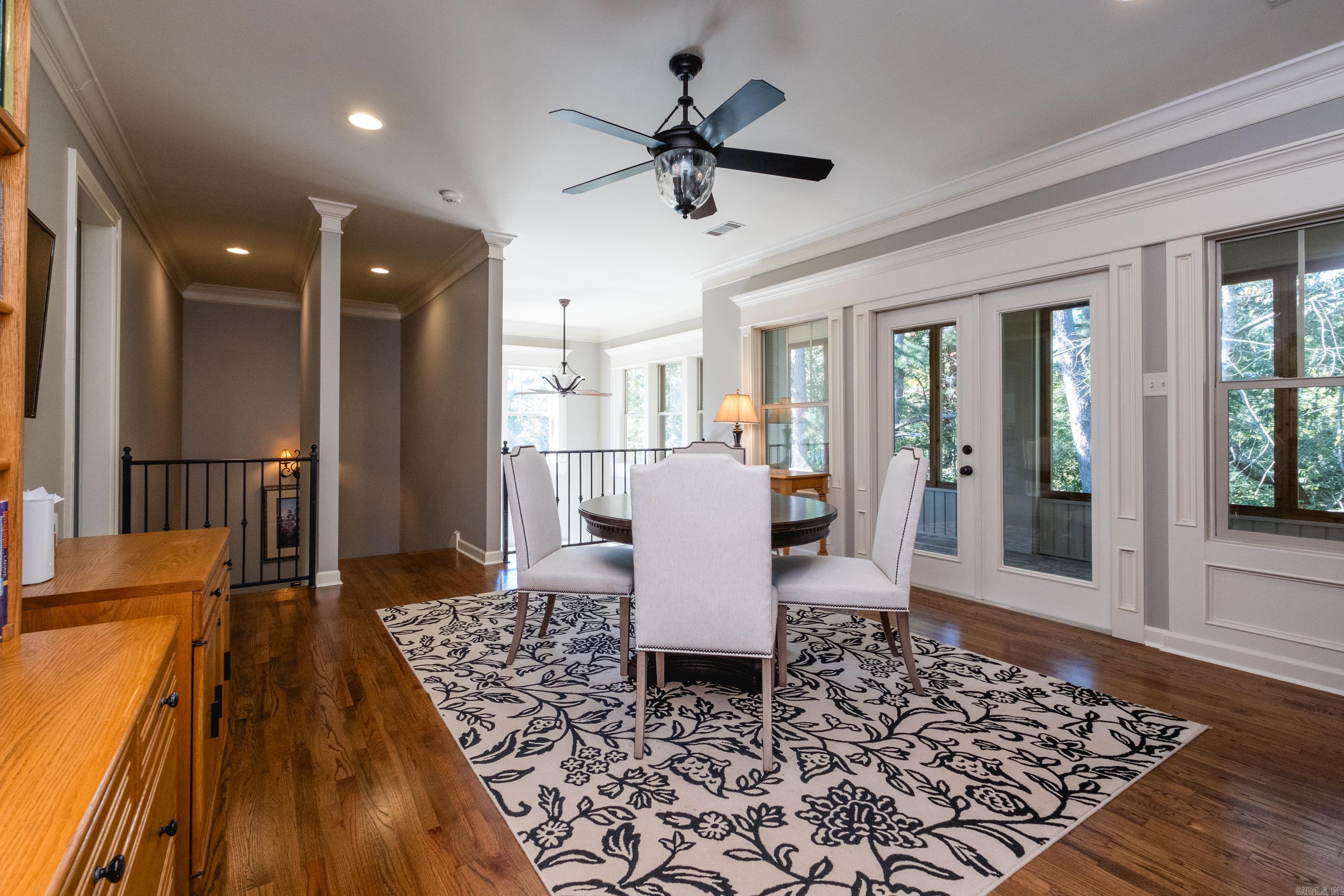 WOODLANDS EDGE - Residential