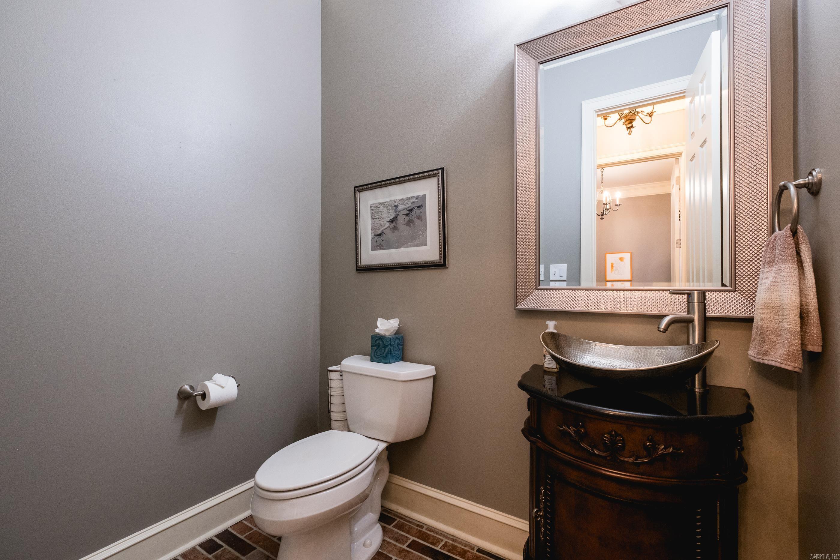 WOODLANDS EDGE - Residential