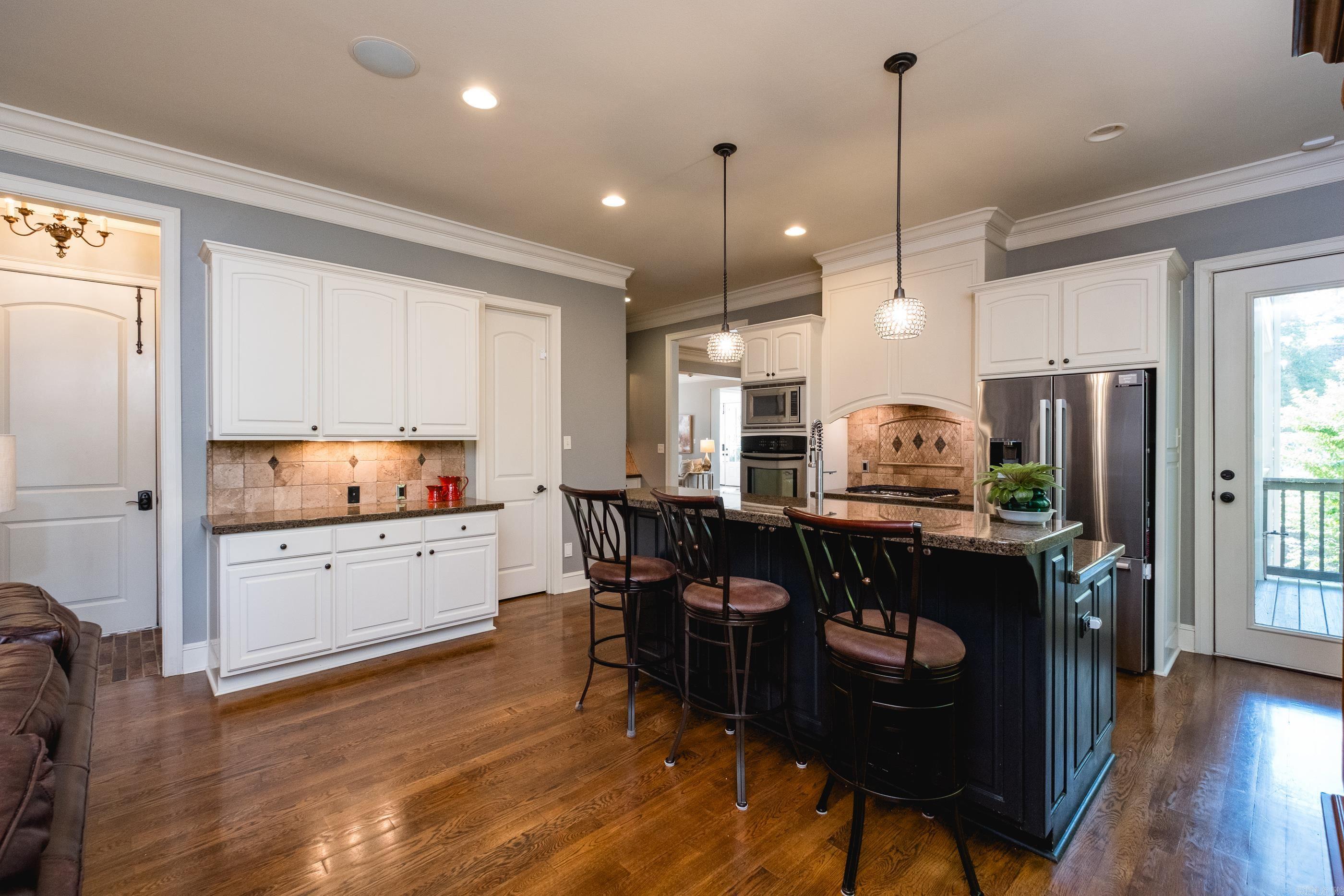 WOODLANDS EDGE - Residential