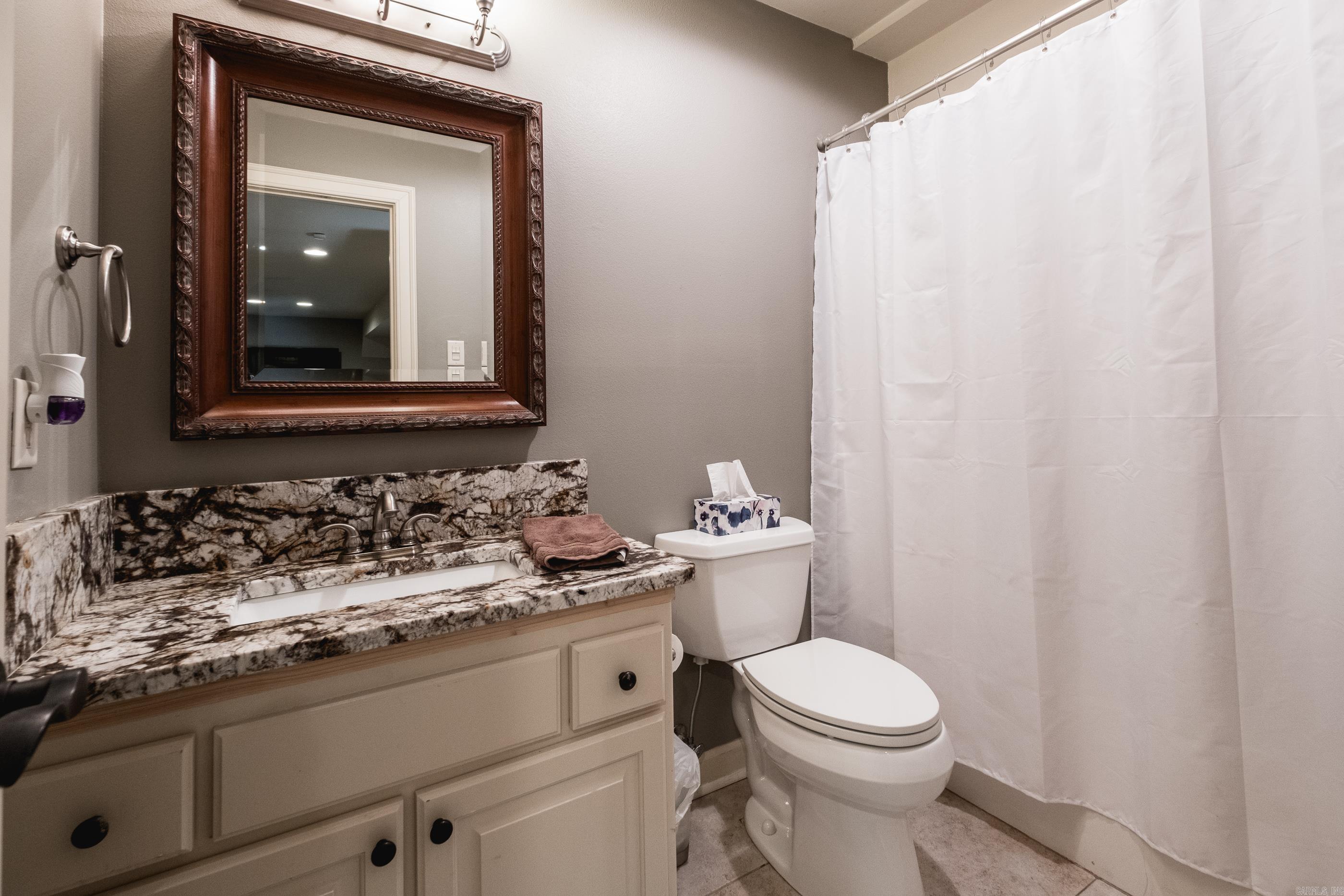 WOODLANDS EDGE - Residential