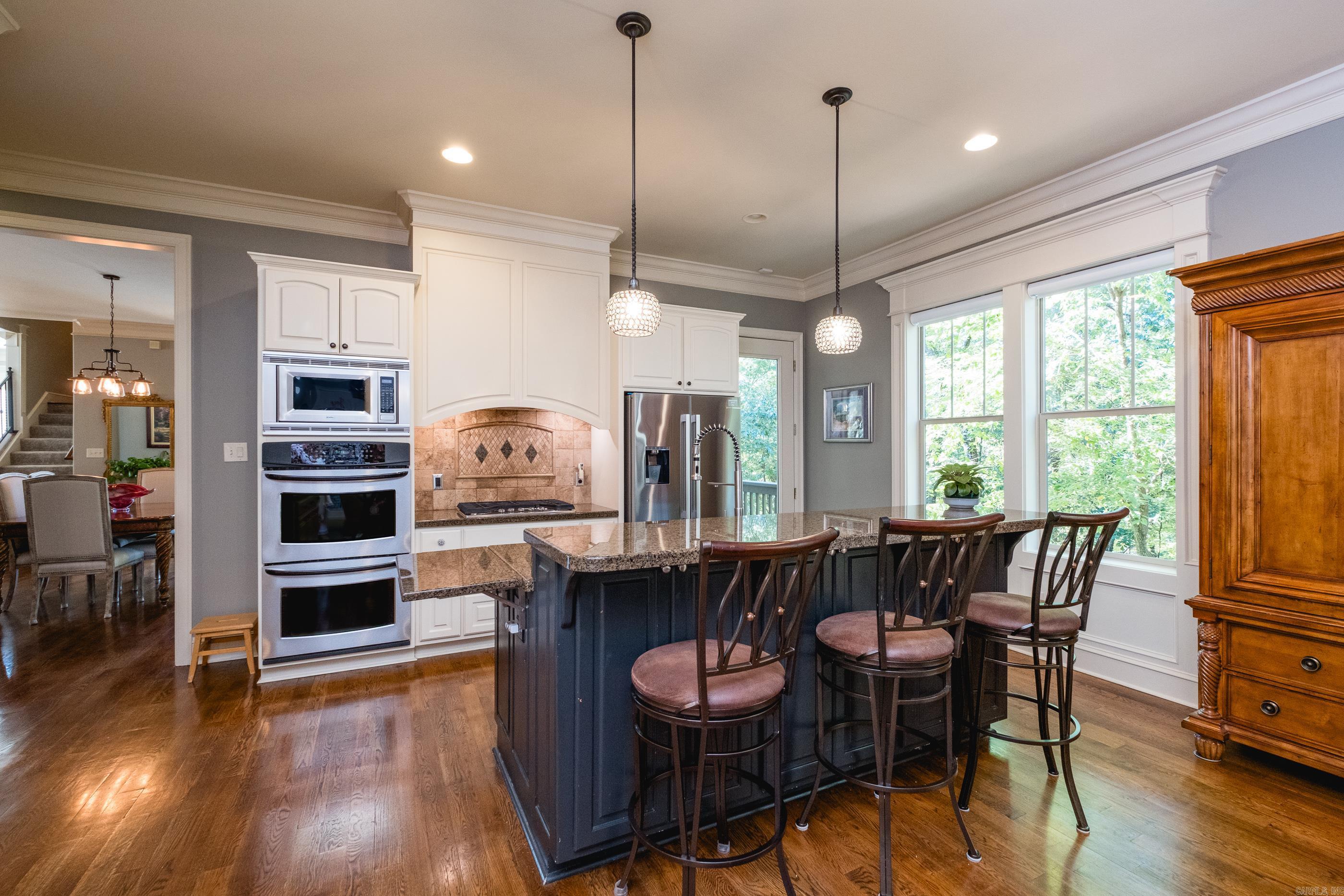 WOODLANDS EDGE - Residential