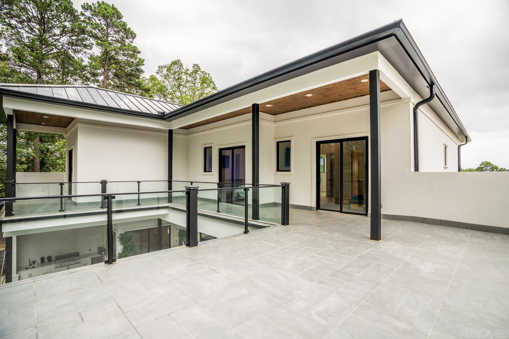 CHENAL VALLEY "FALSTONE COURT" - Residential
