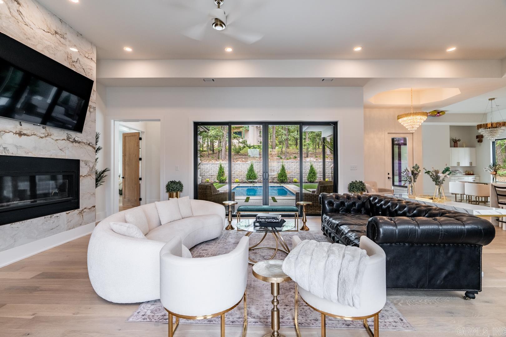 CHENAL VALLEY "FALSTONE COURT" - Residential
