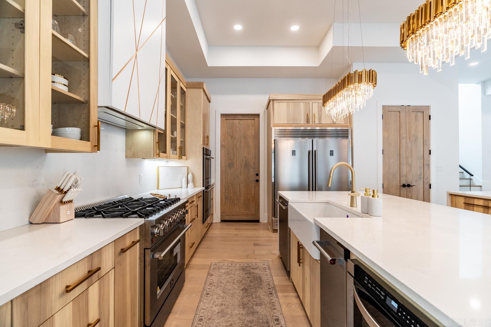 CHENAL VALLEY "FALSTONE COURT" - Residential
