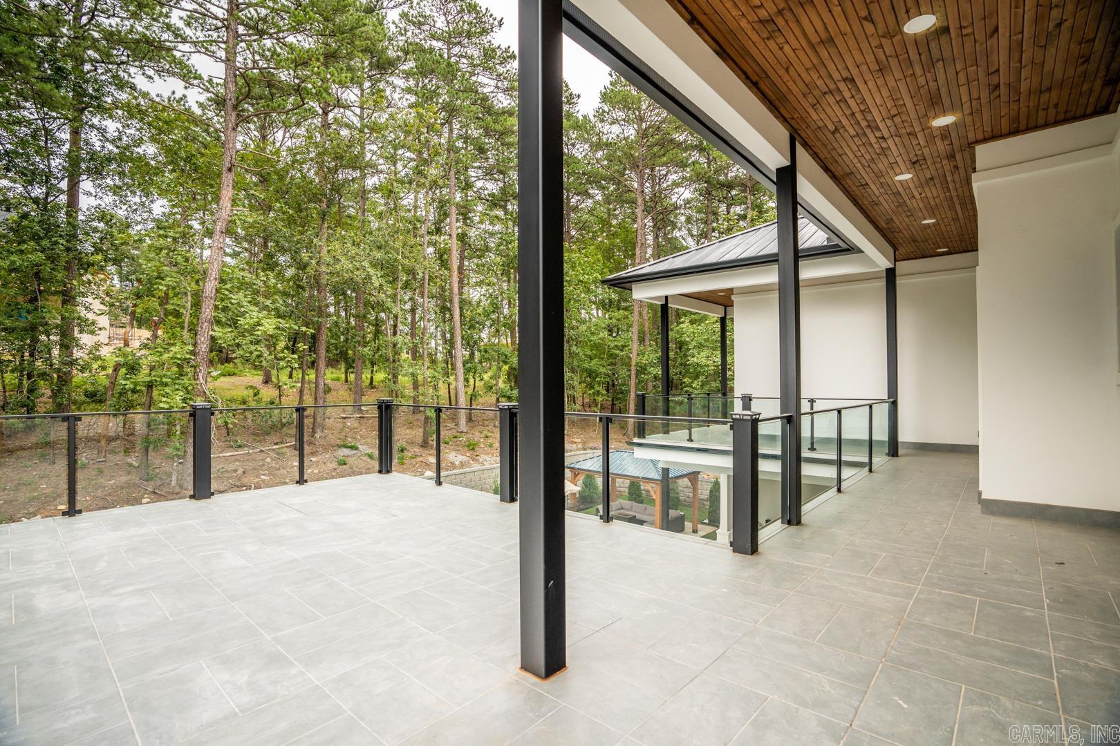 CHENAL VALLEY "FALSTONE COURT" - Residential