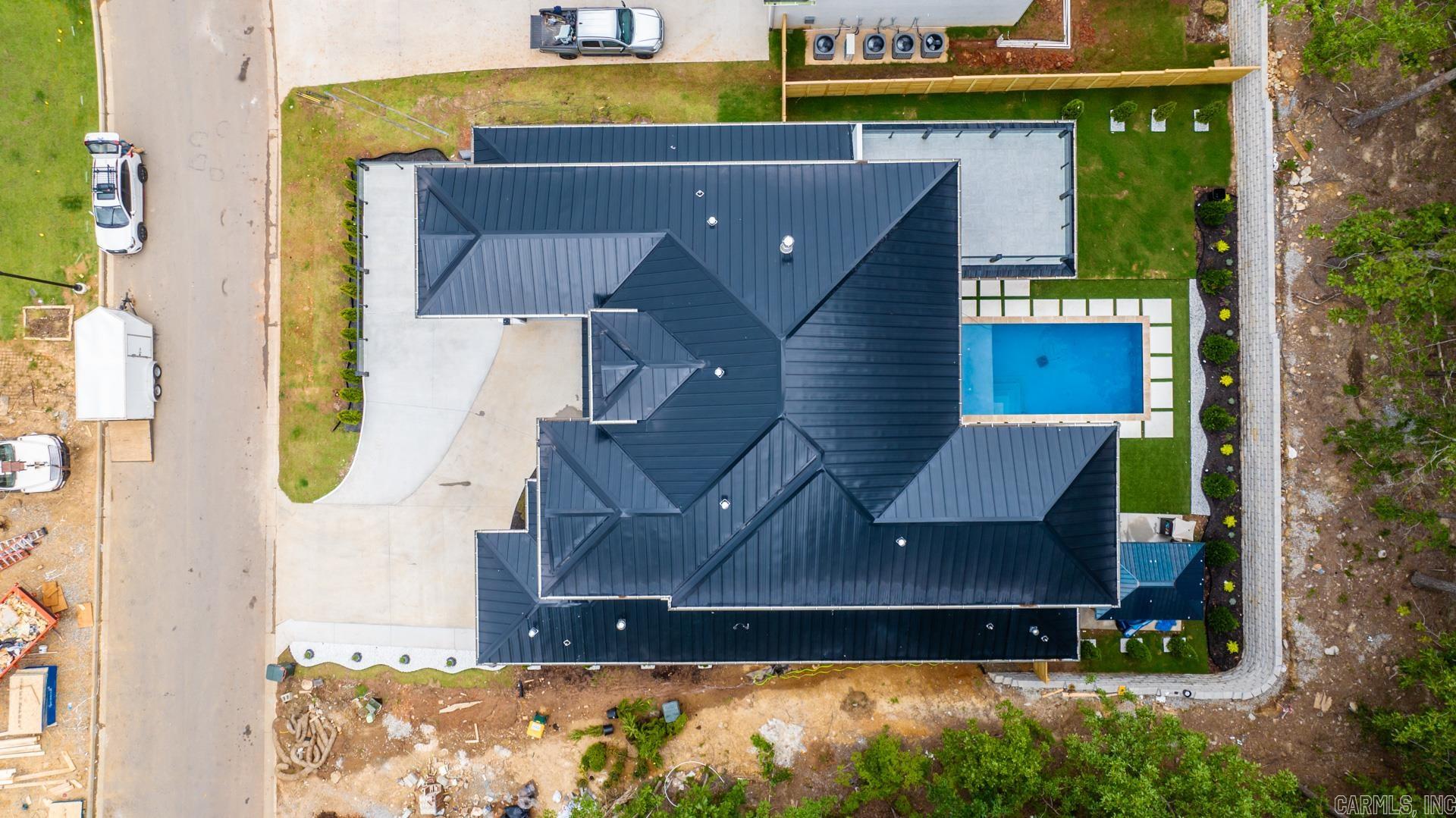 CHENAL VALLEY "FALSTONE COURT" - Residential