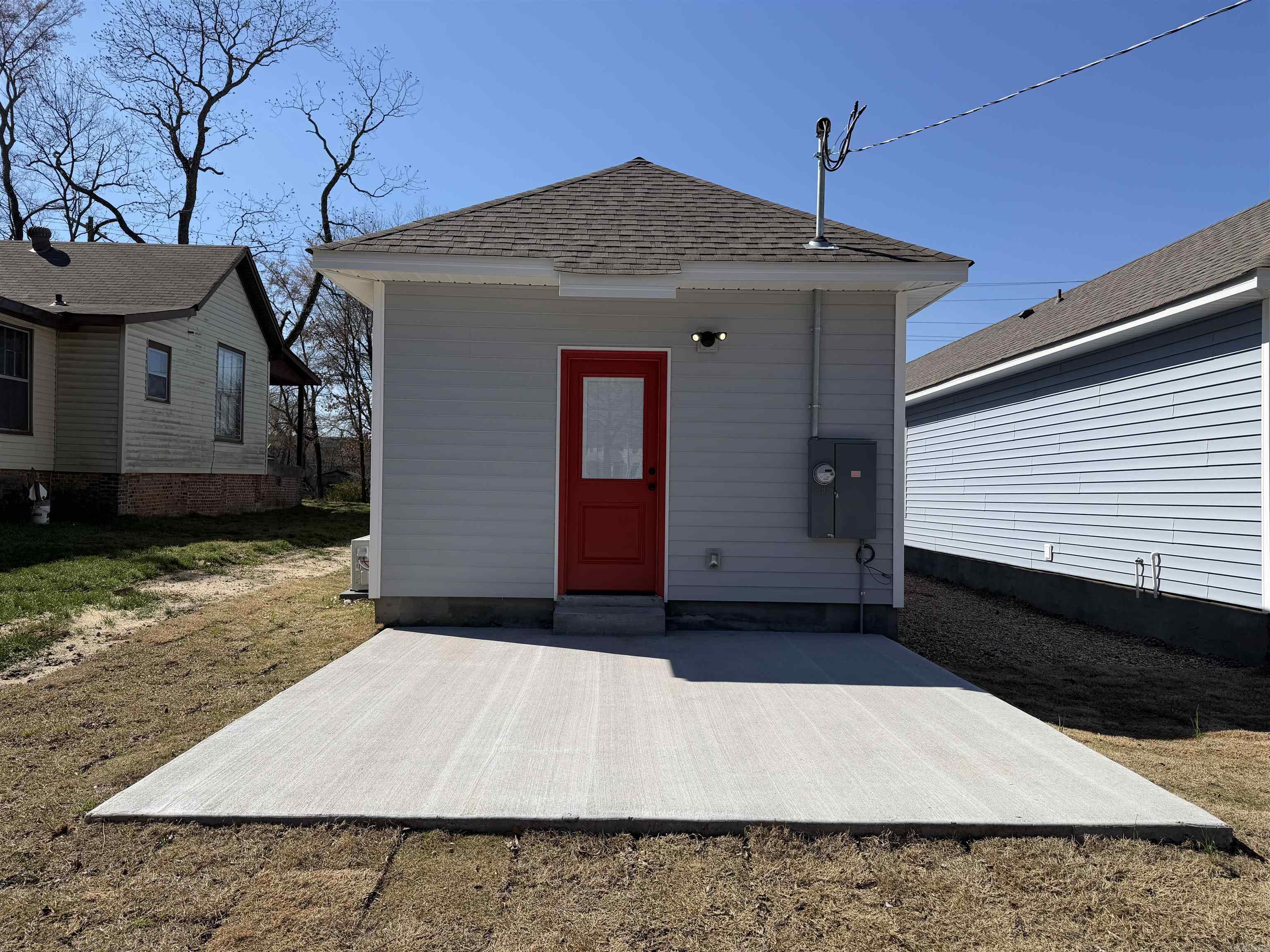 Hanger - Residential Lease