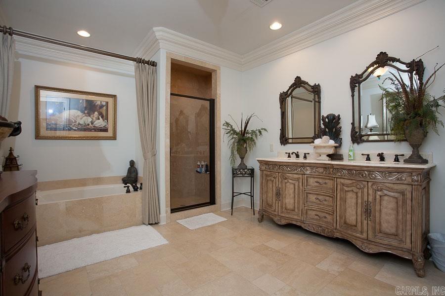 PARK HILL - Residential